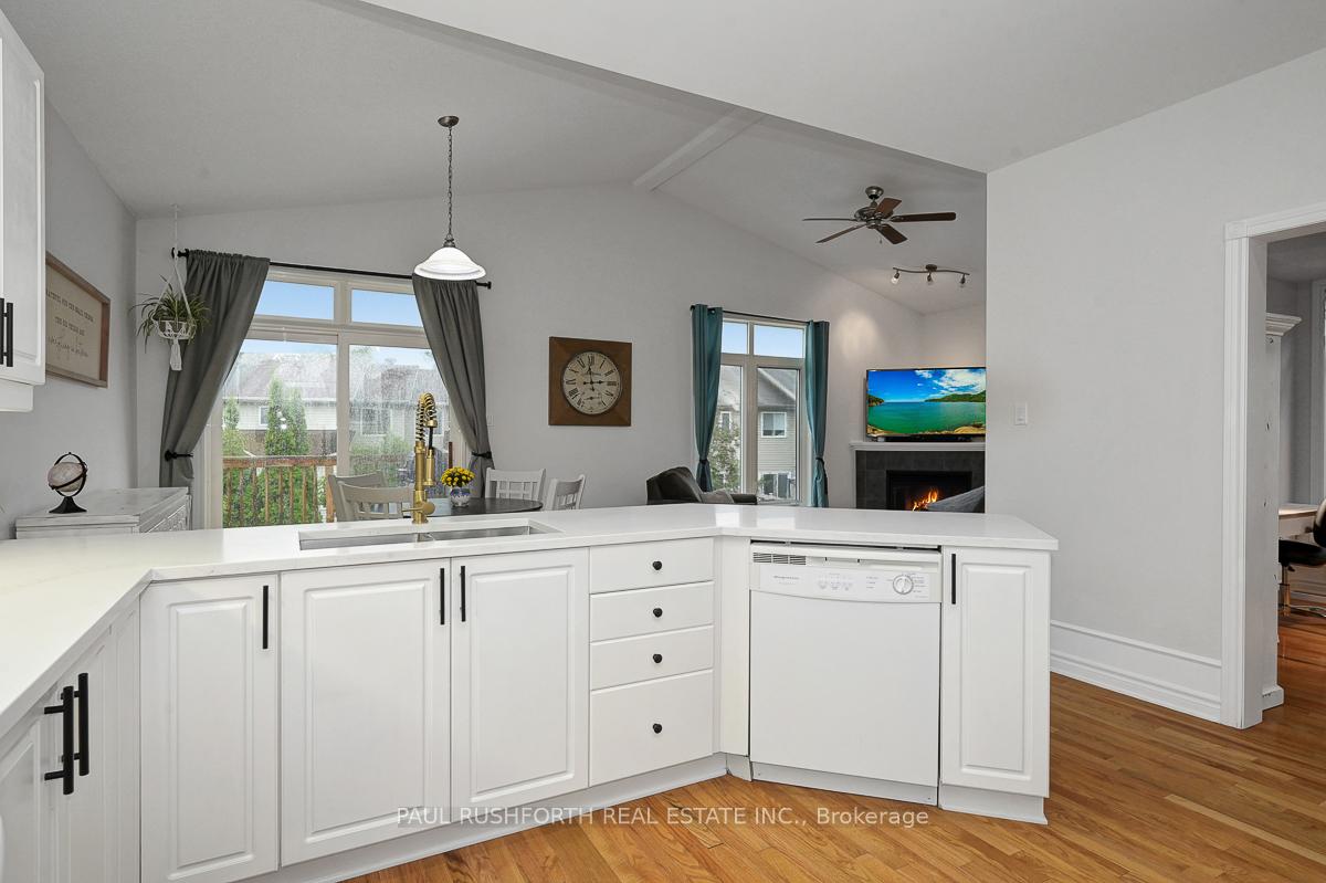 Photo 18 of 65 Polo Lane, Ottawa, Kanata - Emerald Meadows/Trailwest — HOMEH