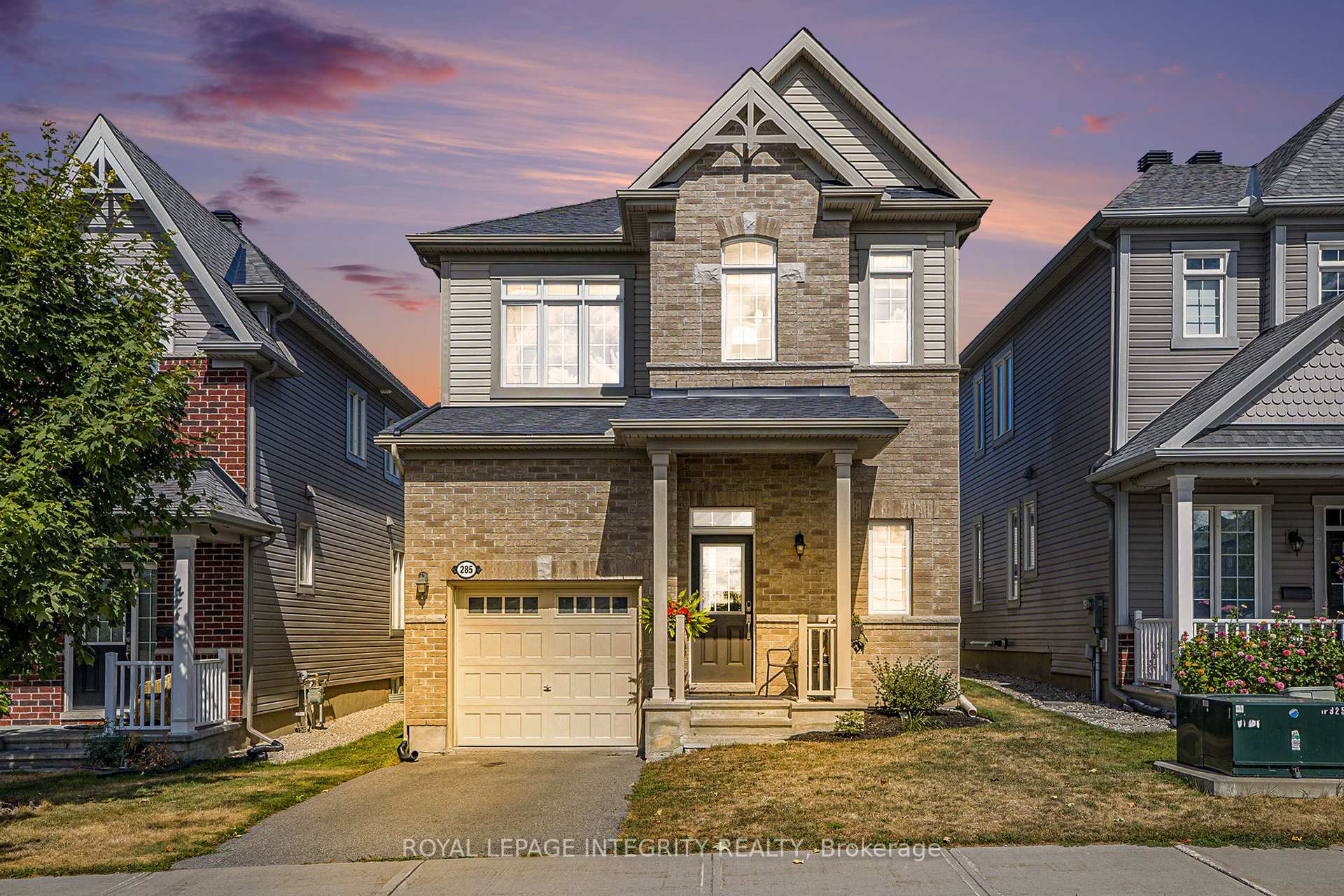 Front of 285 Meadowbreeze Drive