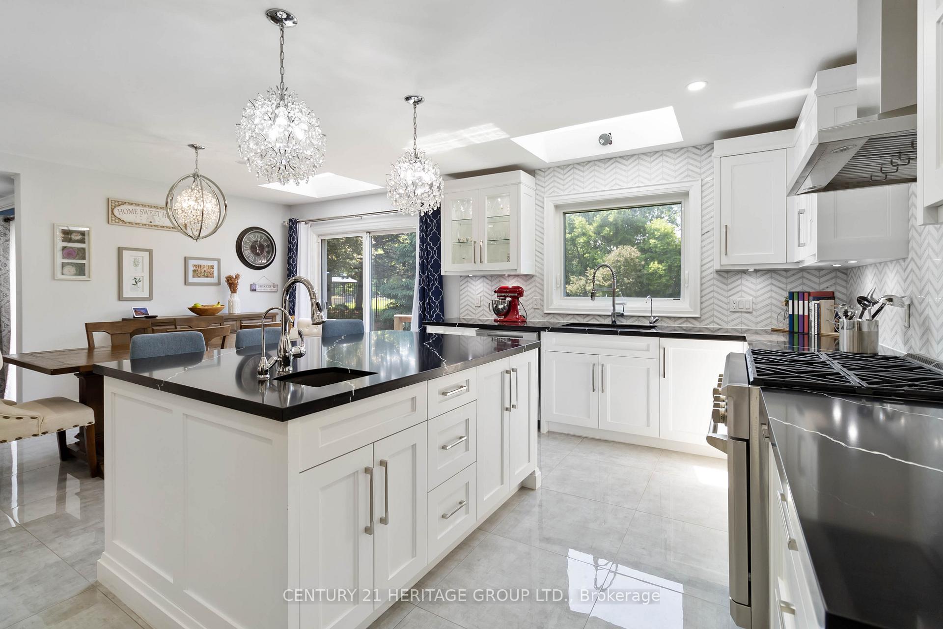 Photo 8 of 151 Wheelihan Way, Milton, Campbellville — HOMEH