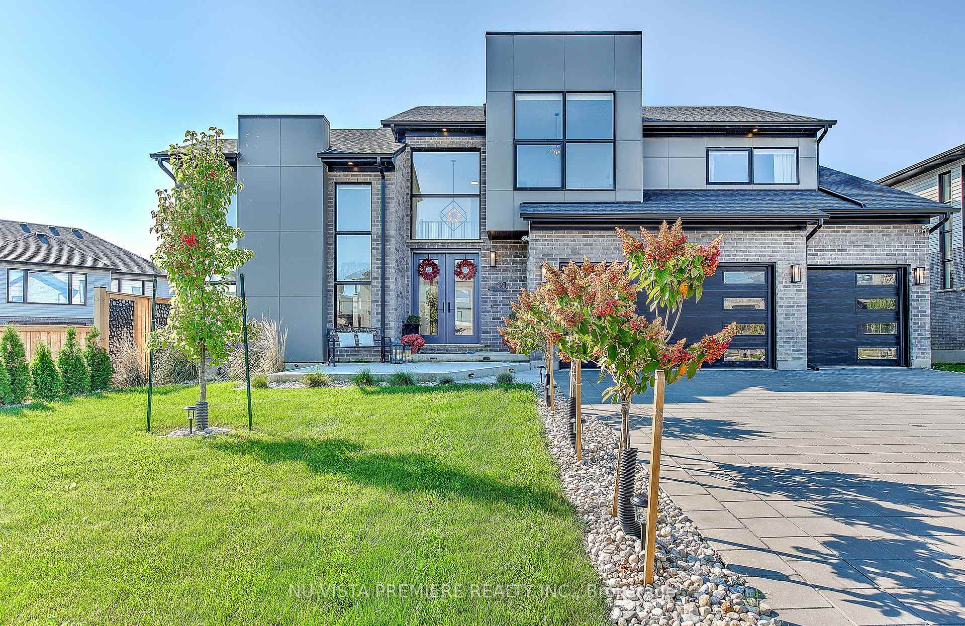 Front of 21 Locky Lane