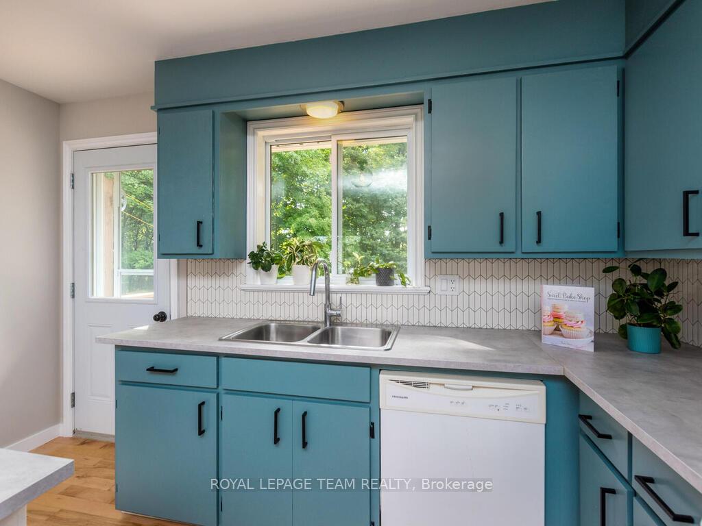 Photo 6 of 6677 Roger Stevens Drive N, Montague, Montague Twp — HOMEH