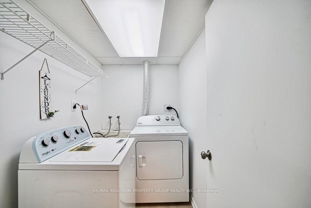 Photo 41 of 85 Chloe Crescent, Markham, Middlefield — HOMEH