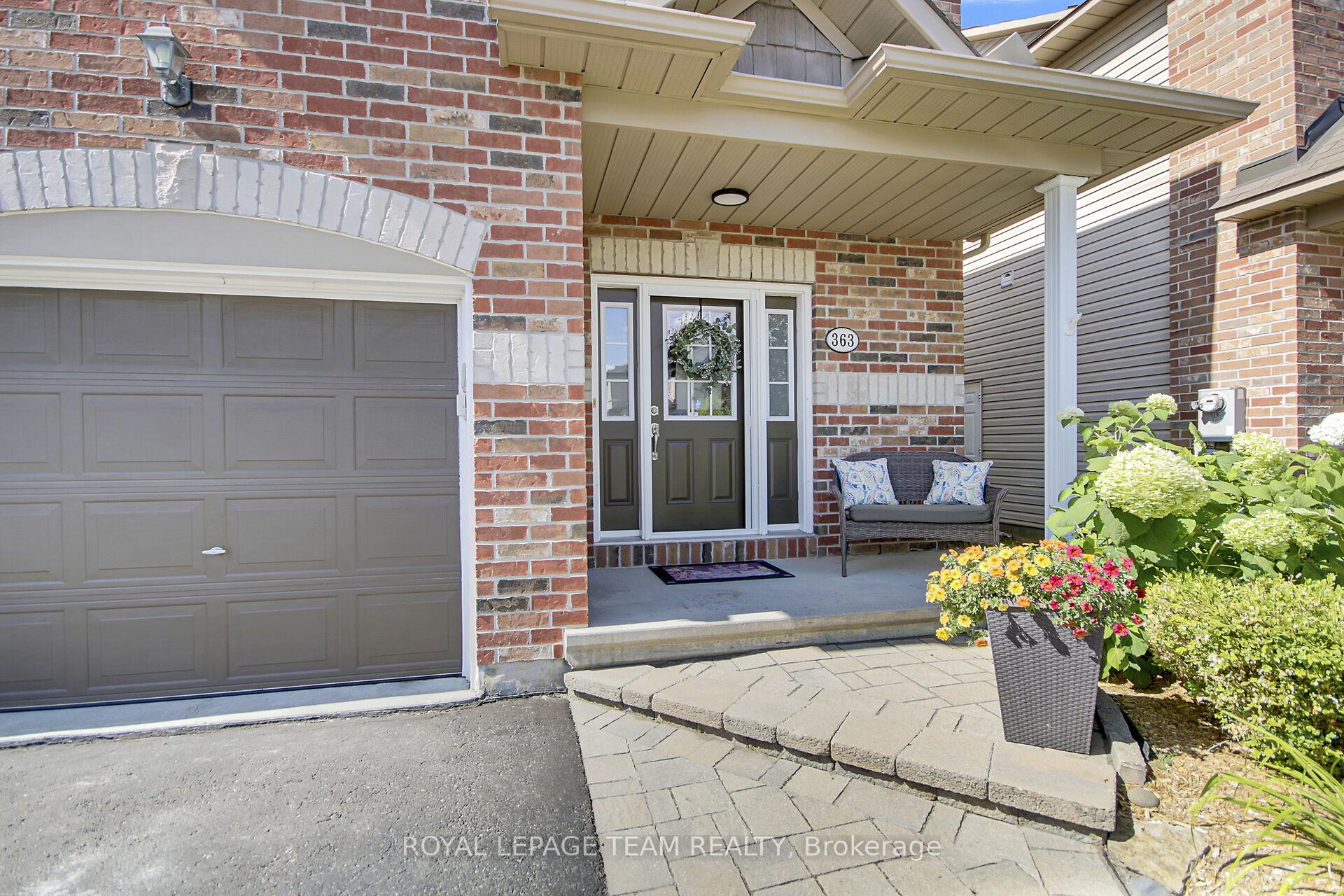 Photo 2 of 363 Celtic Ridge Crescent, Ottawa, Kanata - Morgan's Grant/South March — HOMEH