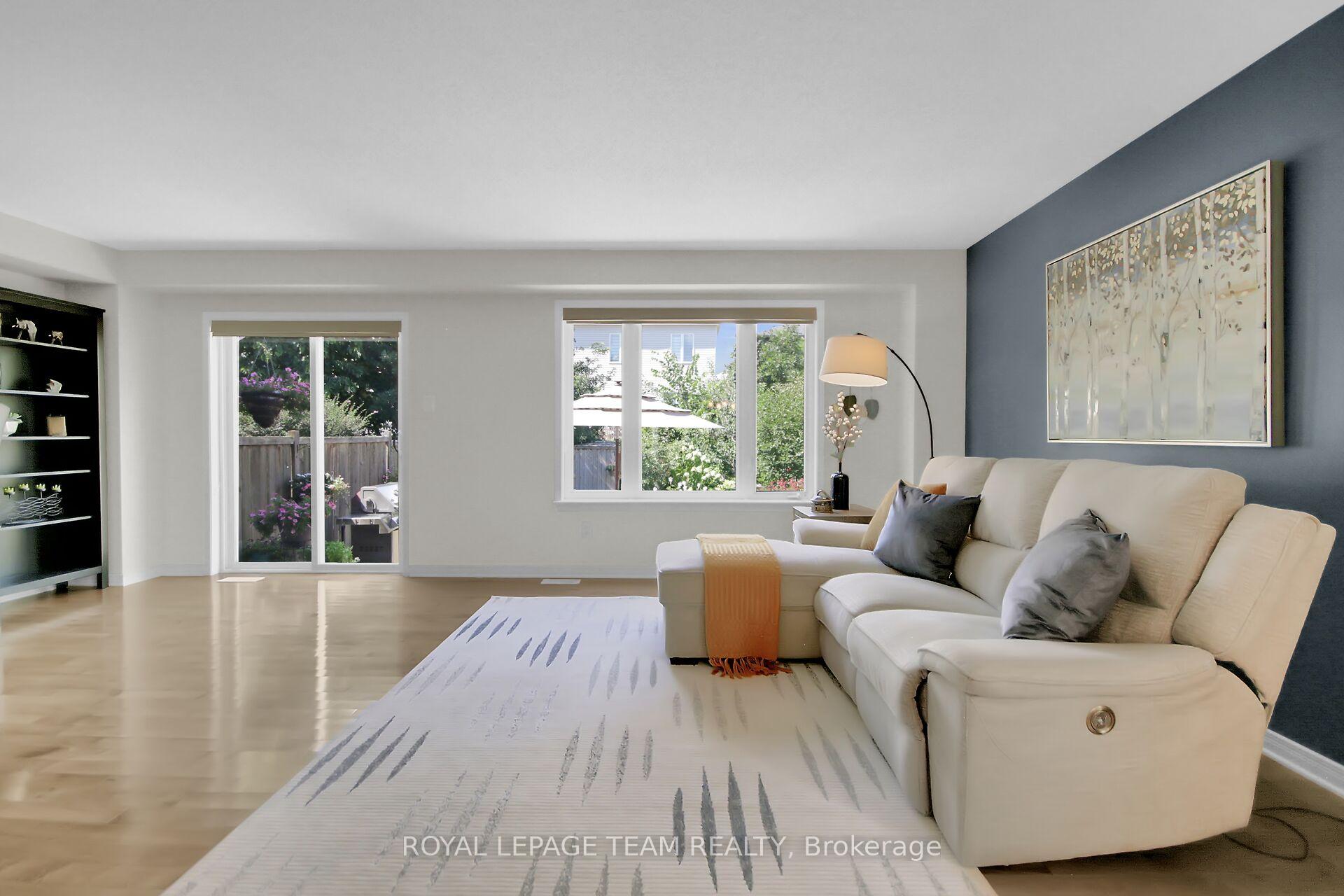 Photo 4 of 363 Celtic Ridge Crescent, Ottawa, Kanata - Morgan's Grant/South March — HOMEH