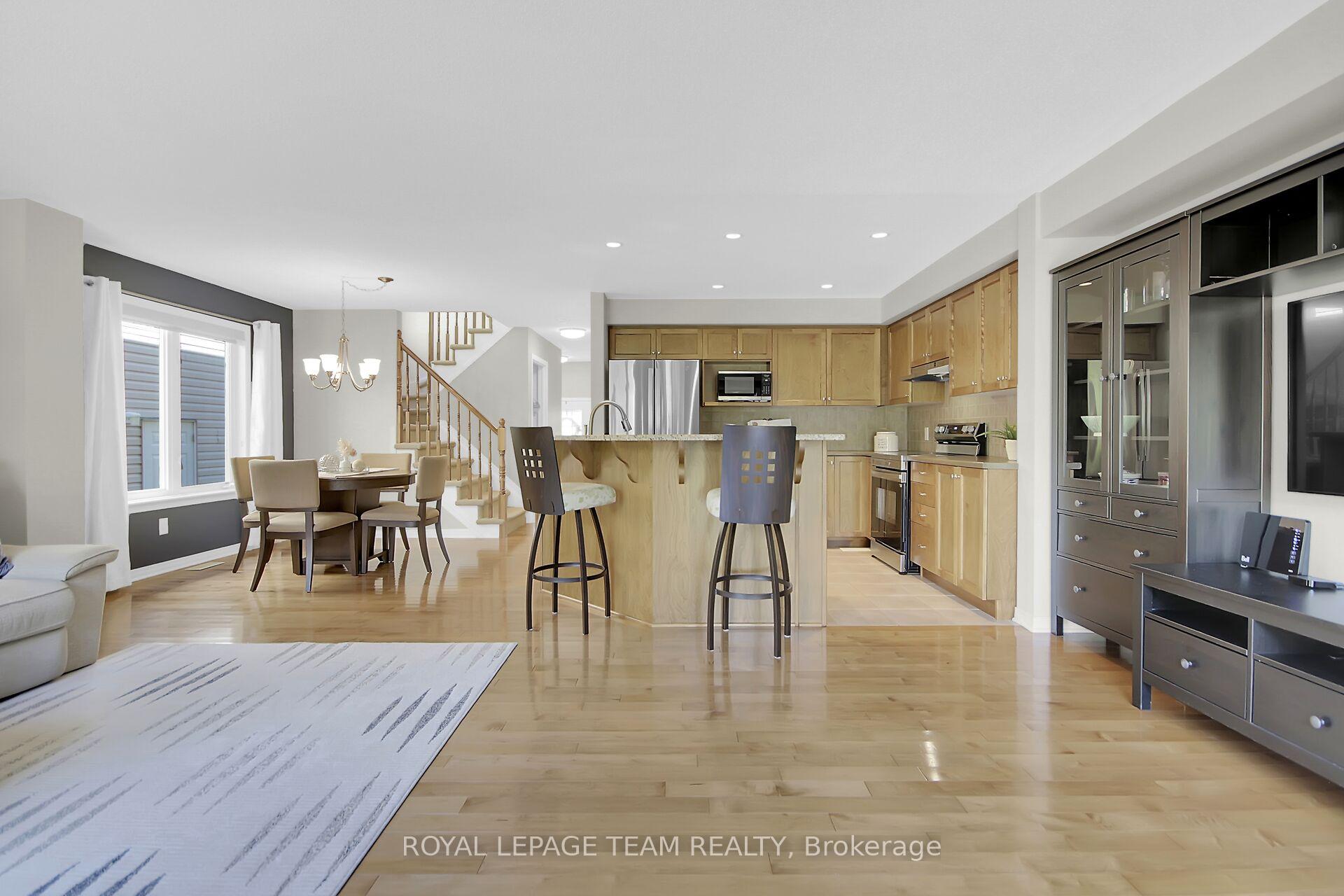 Photo 12 of 363 Celtic Ridge Crescent, Ottawa, Kanata - Morgan's Grant/South March — HOMEH