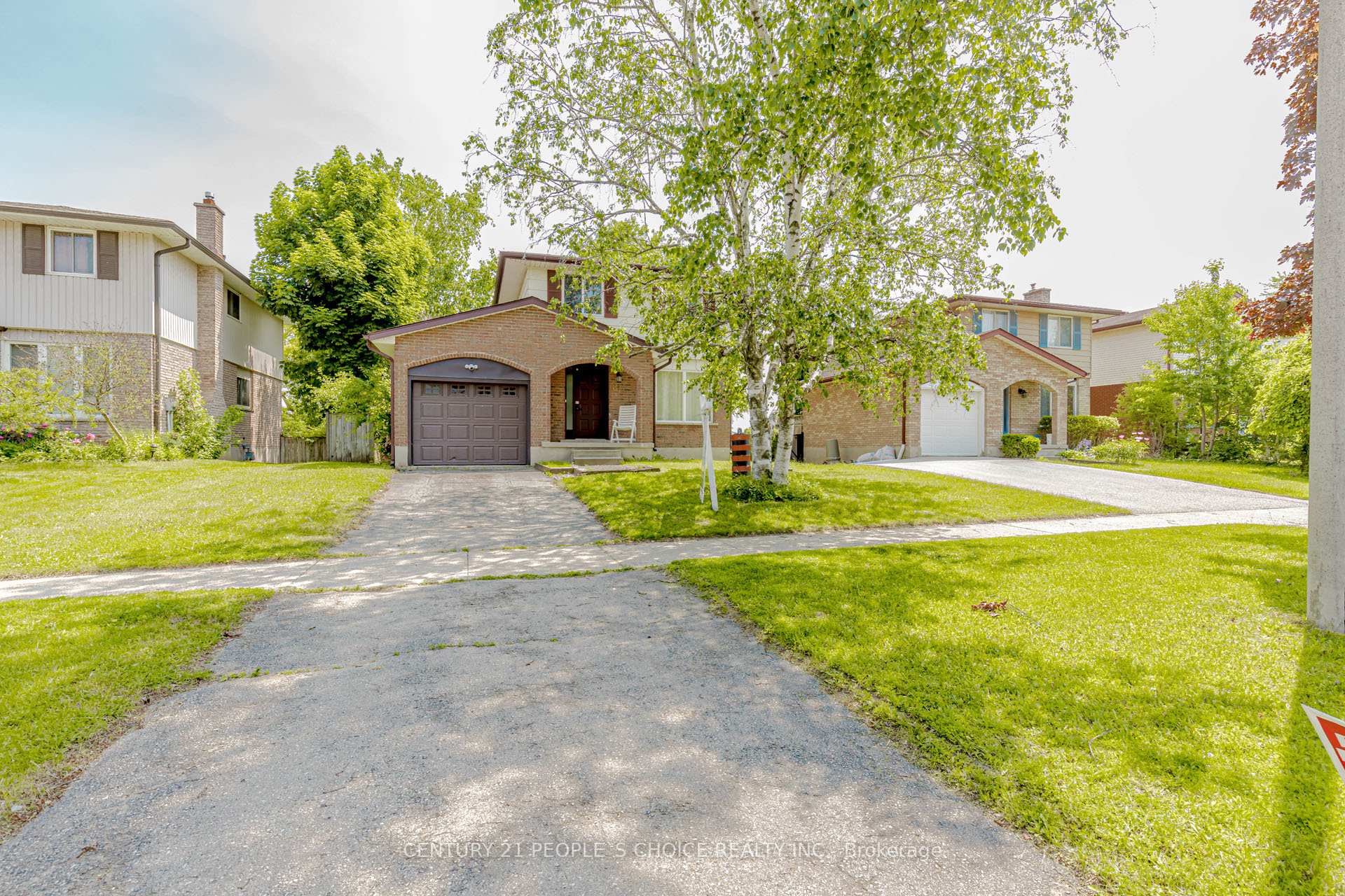 Photo 1 of 81 Bechtel Drive, Kitchener — HOMEH