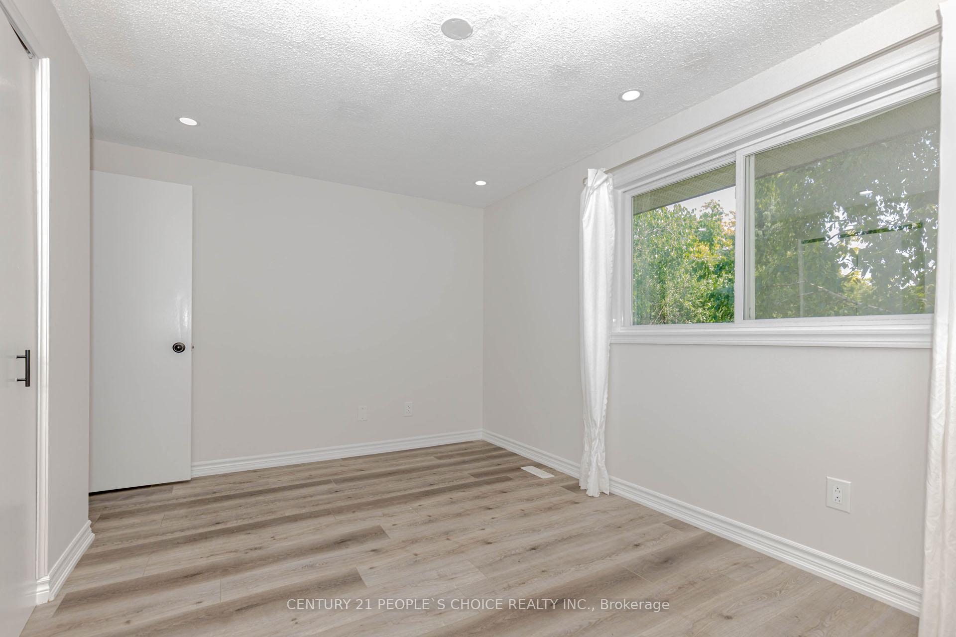 Photo 27 of 81 Bechtel Drive, Kitchener — HOMEH