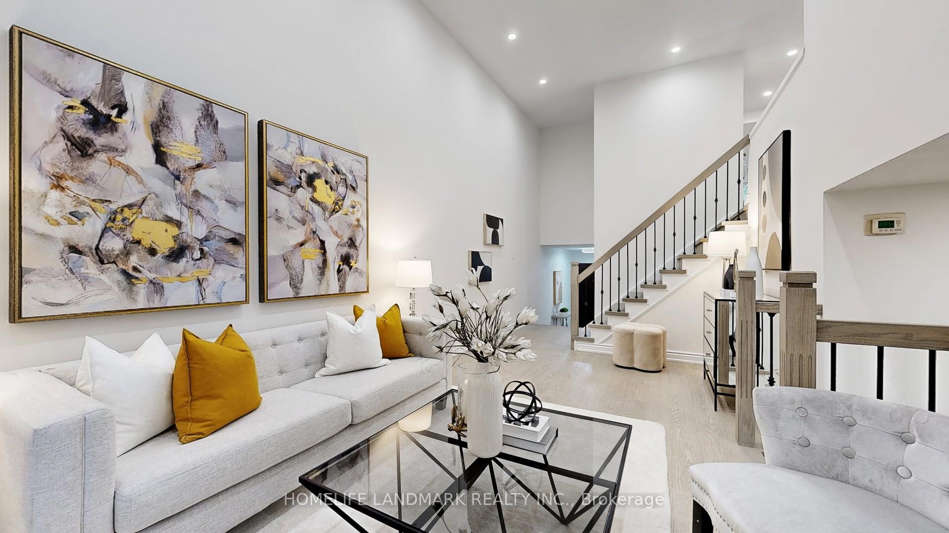 Photo 6 of 105 Donnamora Crescent, Markham, German Mills — HOMEH