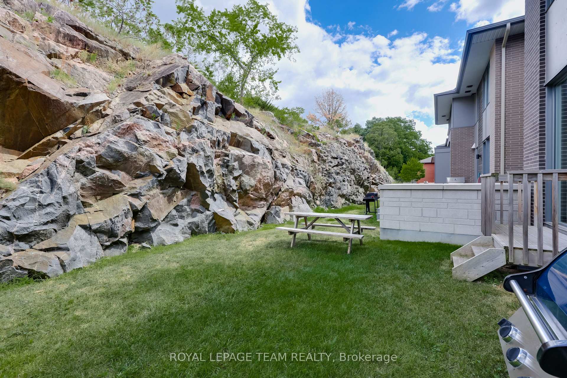 Photo 35 of 161 Boundstone Way, Ottawa, Kanata - Kanata Lakes/Heritage Hills — HOMEH