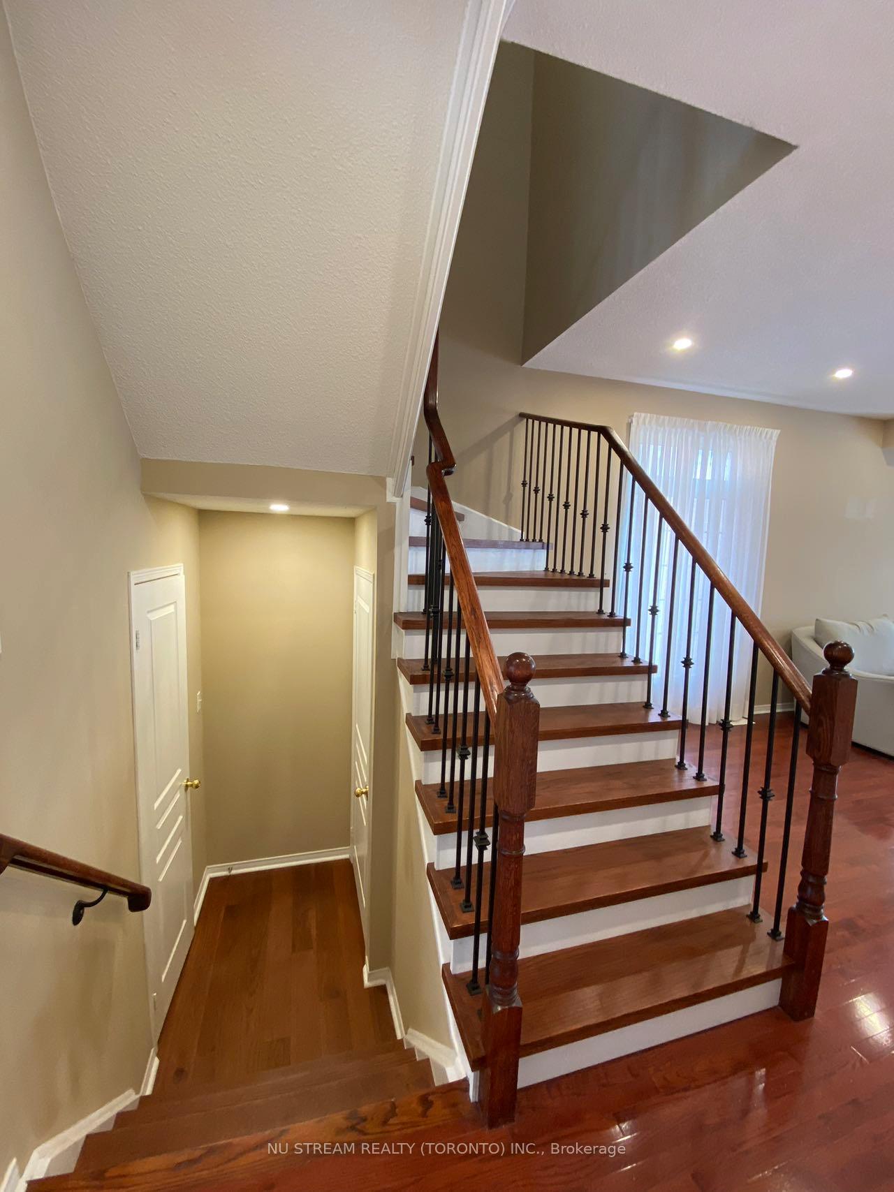Photo 6 of 48 Rainbow Valley Crescent, Markham, Greensborough — HOMEH