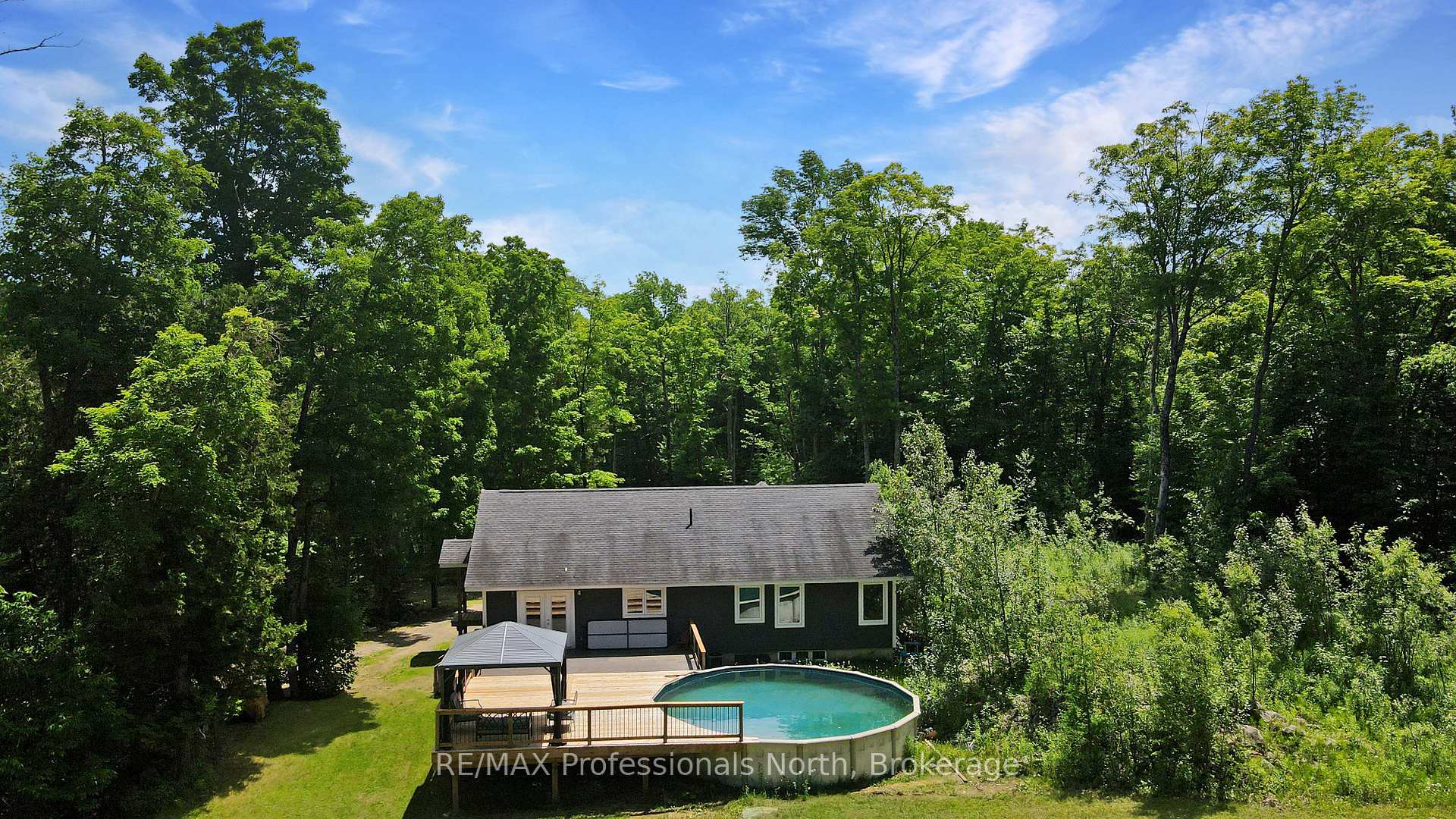 Photo 5 of 1979 Blairhampton Road, Minden Hills, Minden — HOMEH