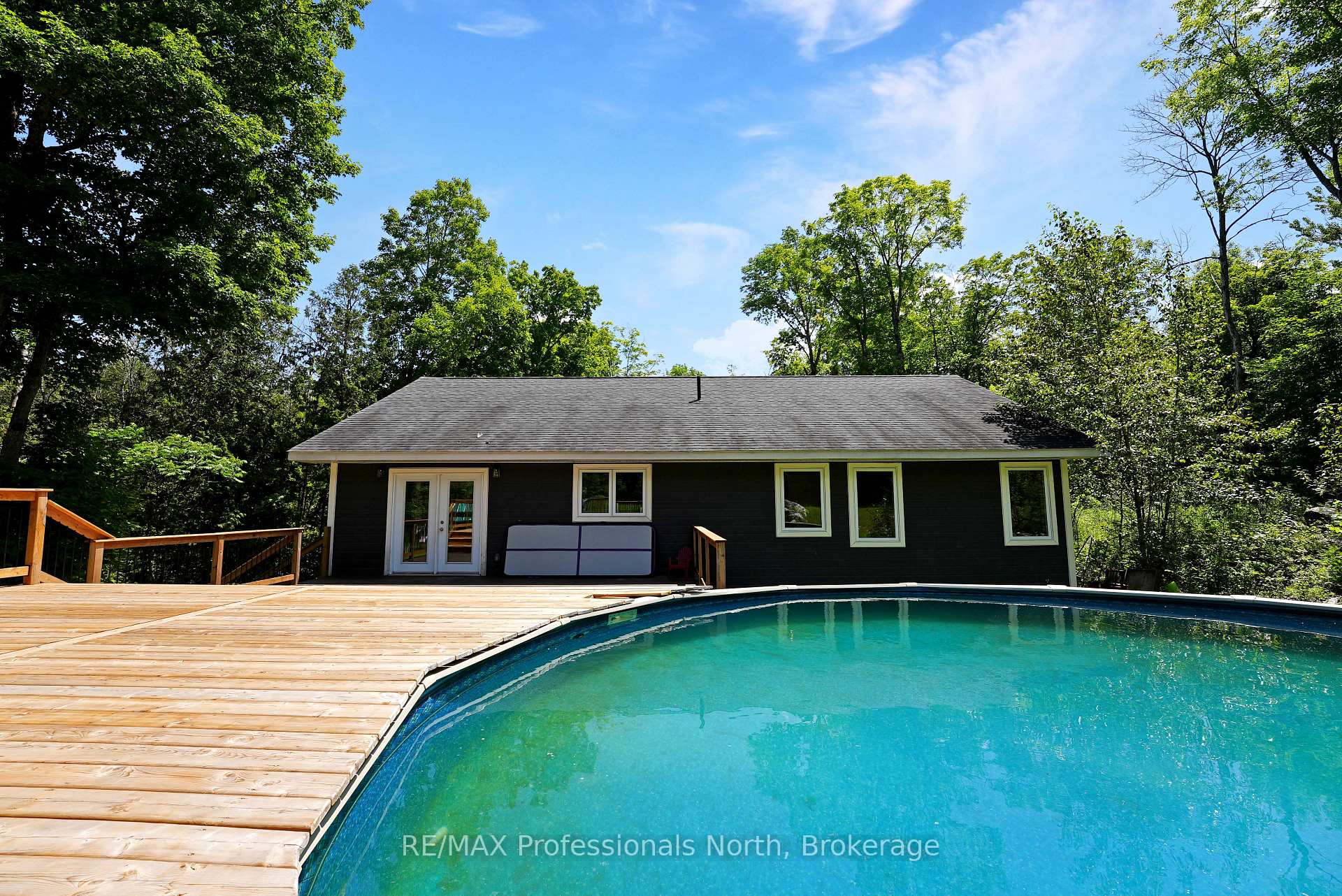 Photo 10 of 1979 Blairhampton Road, Minden Hills, Minden — HOMEH