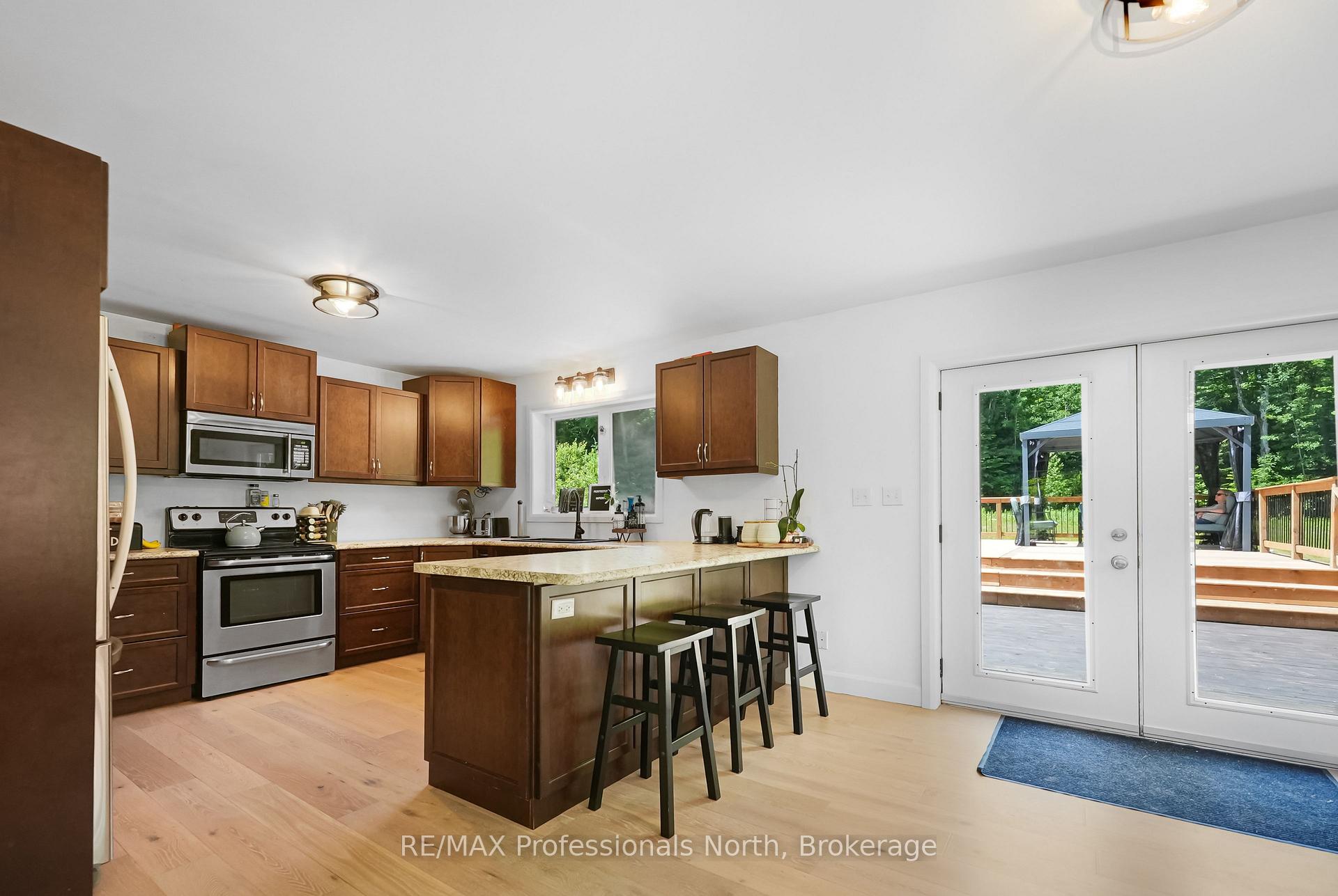 Photo 37 of 1979 Blairhampton Road, Minden Hills, Minden — HOMEH