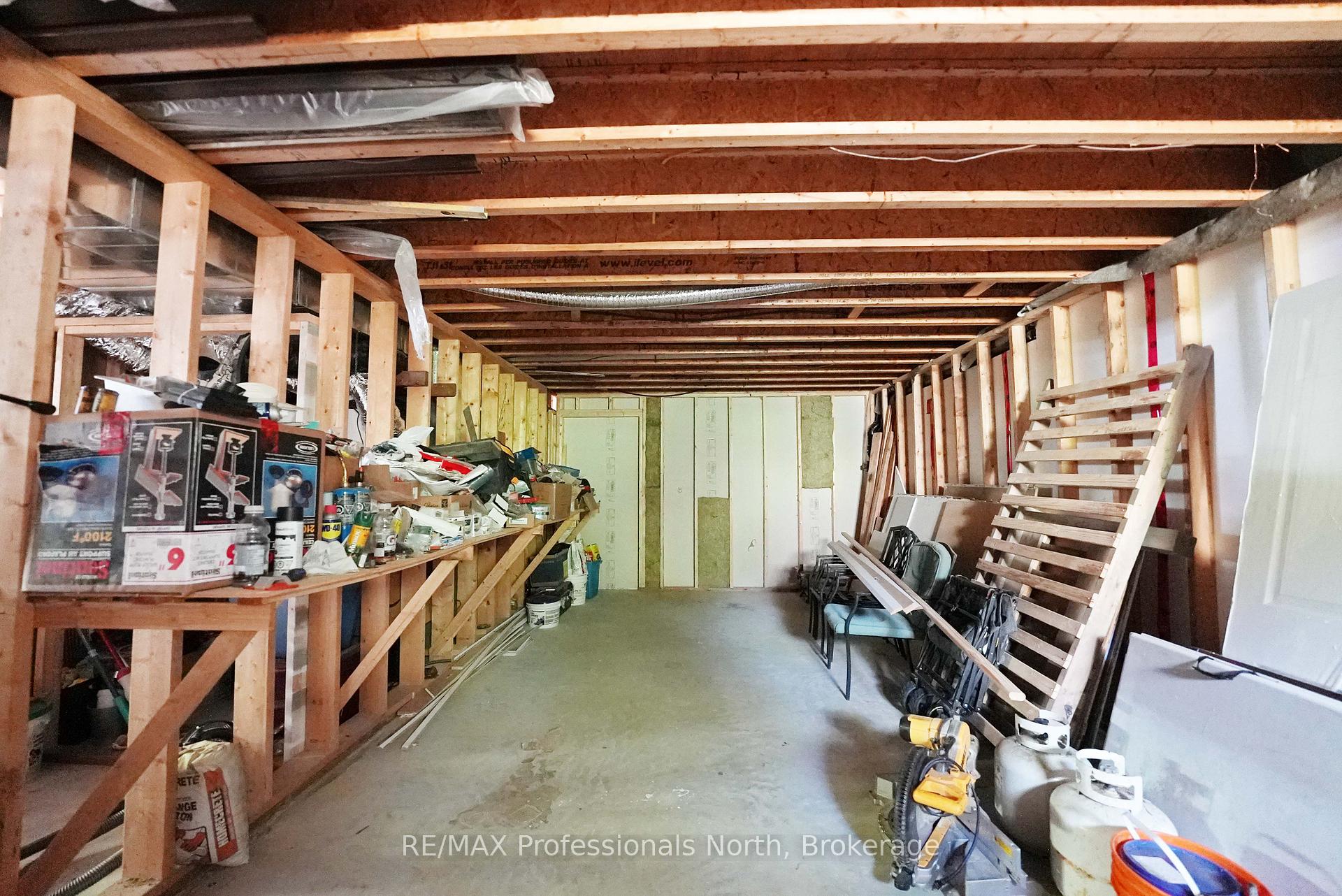 Photo 50 of 1979 Blairhampton Road, Minden Hills, Minden — HOMEH