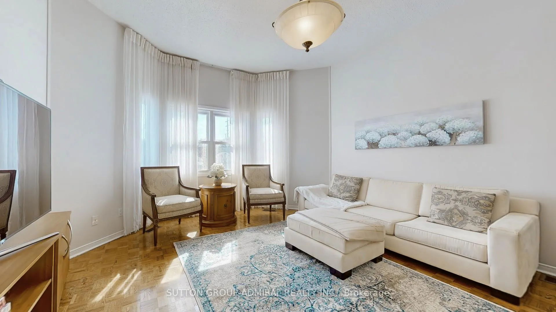Photo 9 of 64 Roxborough Lane, Vaughan, Uplands — HOMEH