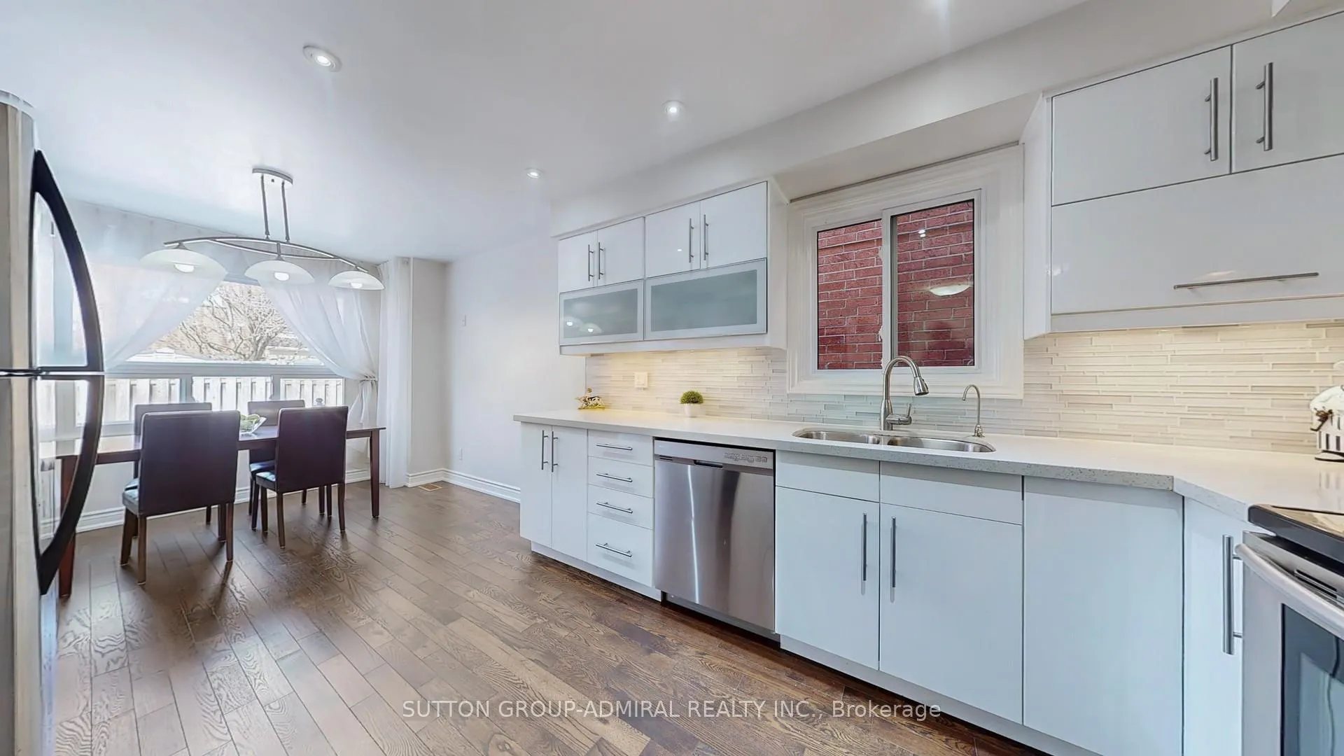 Photo 33 of 64 Roxborough Lane, Vaughan, Uplands — HOMEH