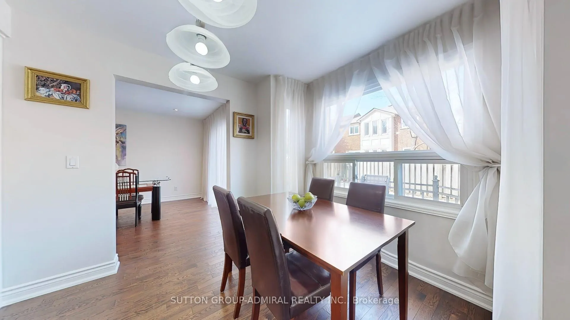 Photo 36 of 64 Roxborough Lane, Vaughan, Uplands — HOMEH