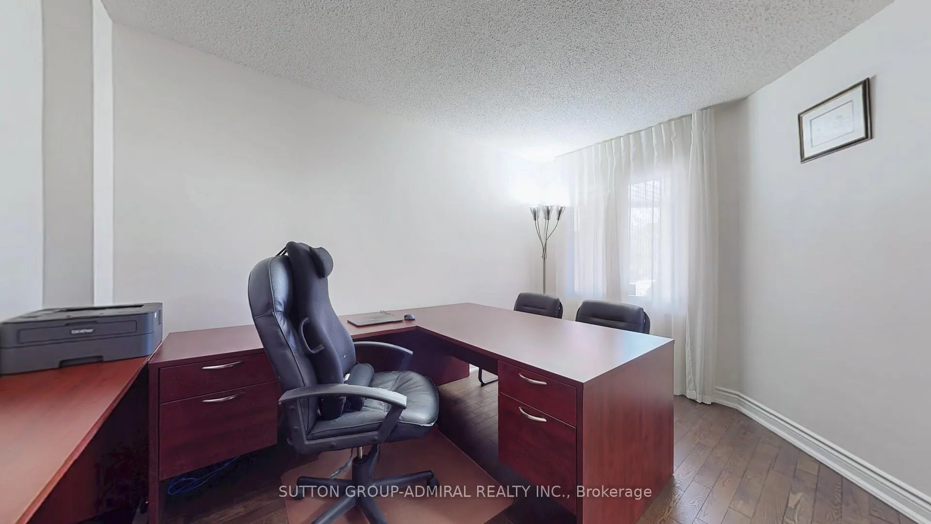 Photo 39 of 64 Roxborough Lane, Vaughan, Uplands — HOMEH