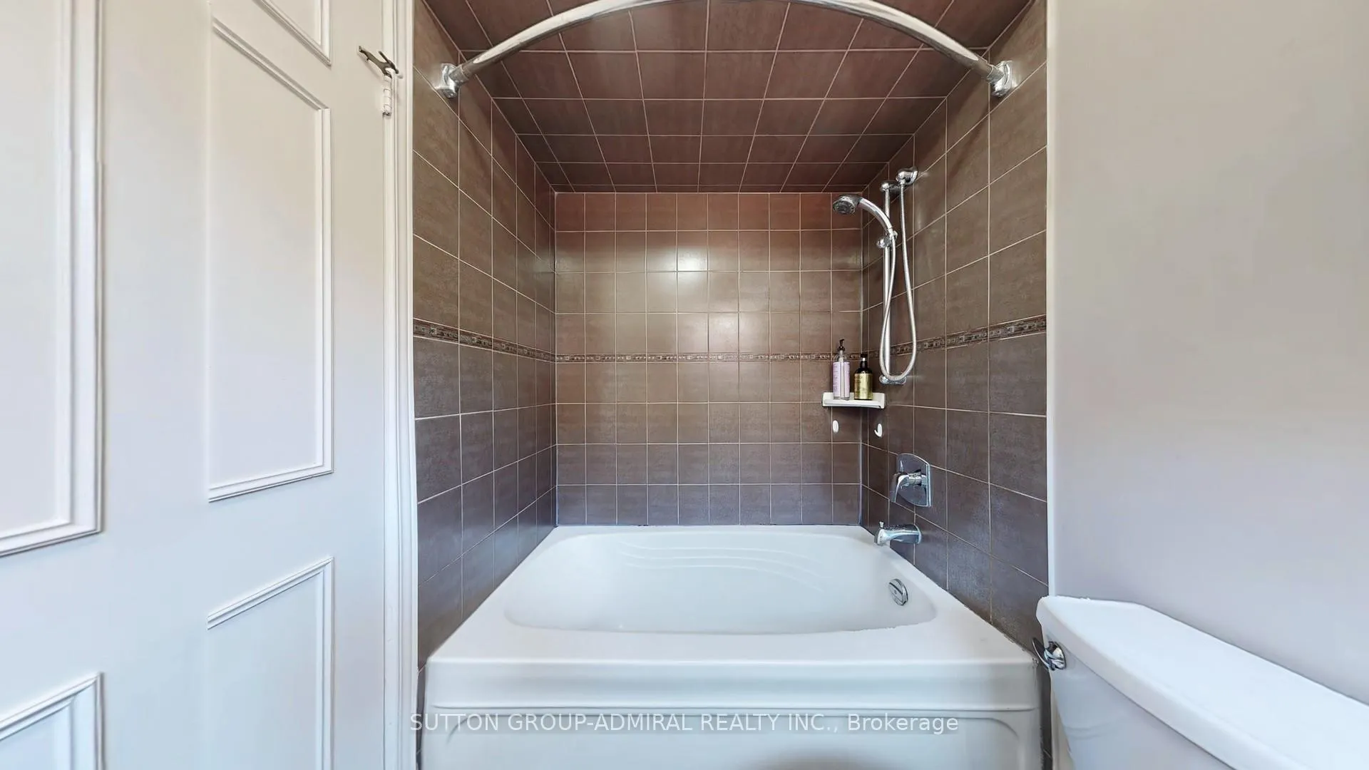 Photo 59 of 64 Roxborough Lane, Vaughan, Uplands — HOMEH