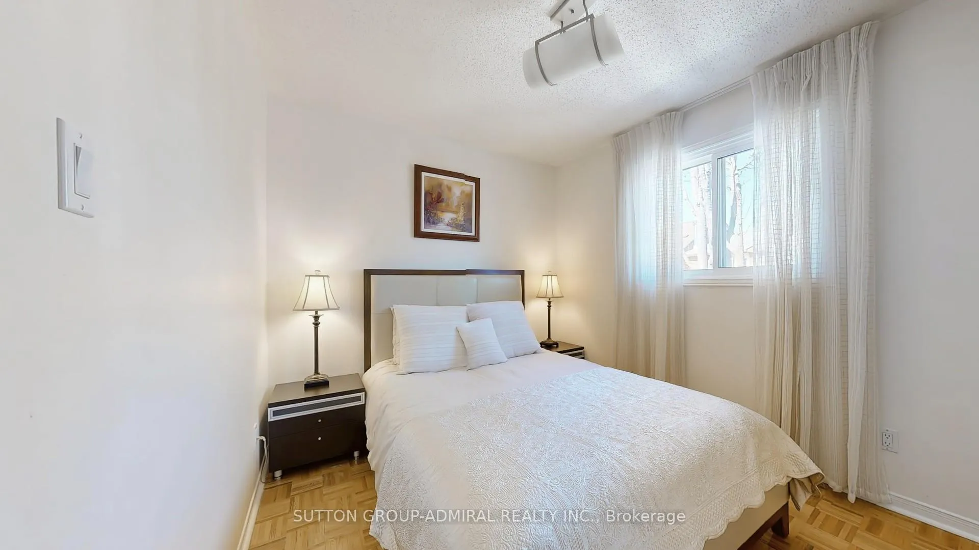 Photo 65 of 64 Roxborough Lane, Vaughan, Uplands — HOMEH