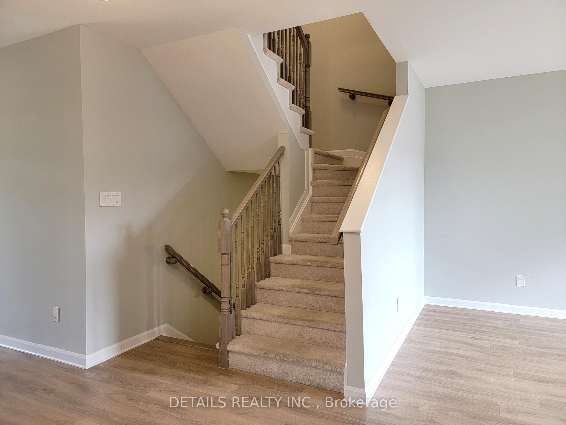 Photo 10 of 100 Natare Place, Ottawa, Kanata - Kanata Lakes/Heritage Hills — HOMEH