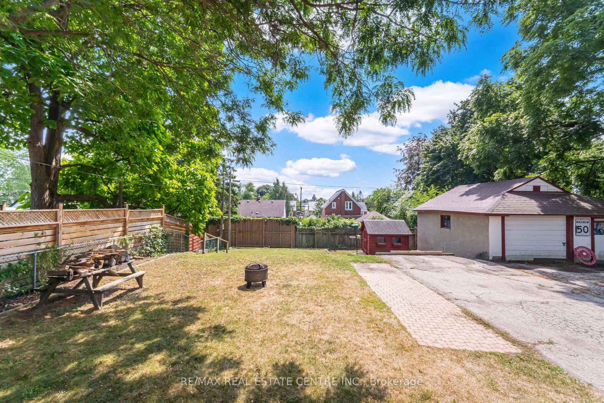 Photo 48 of 19 Seneca Drive, Kitchener — HOMEH