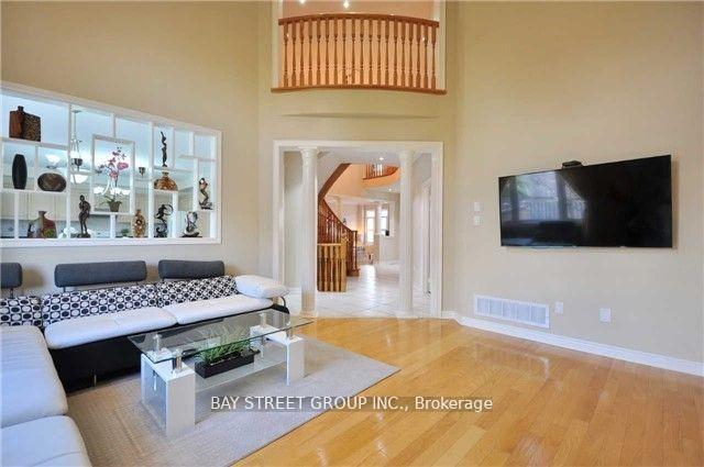 Photo 3 of 277 Calvert Road, Markham, Cachet — HOMEH