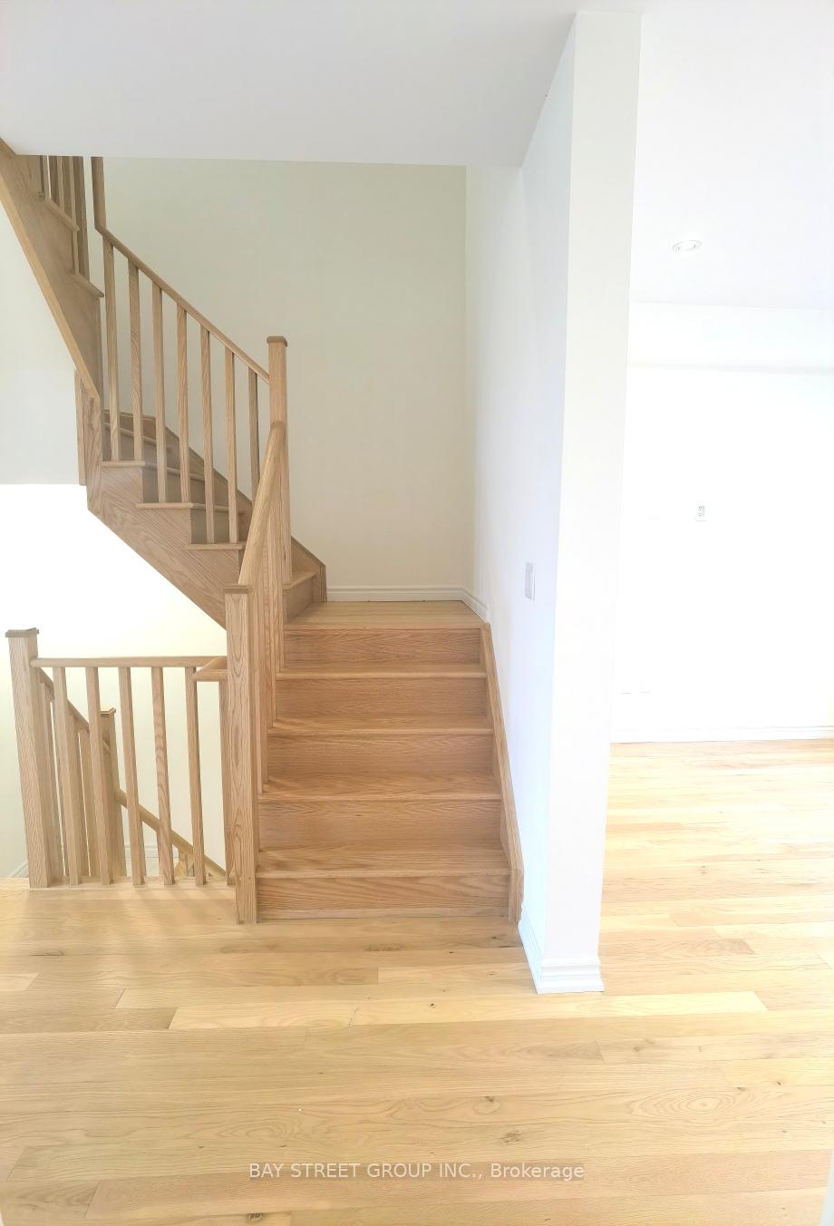 Photo 9 of 12 Massachusetts Lane, Markham, Wismer — HOMEH