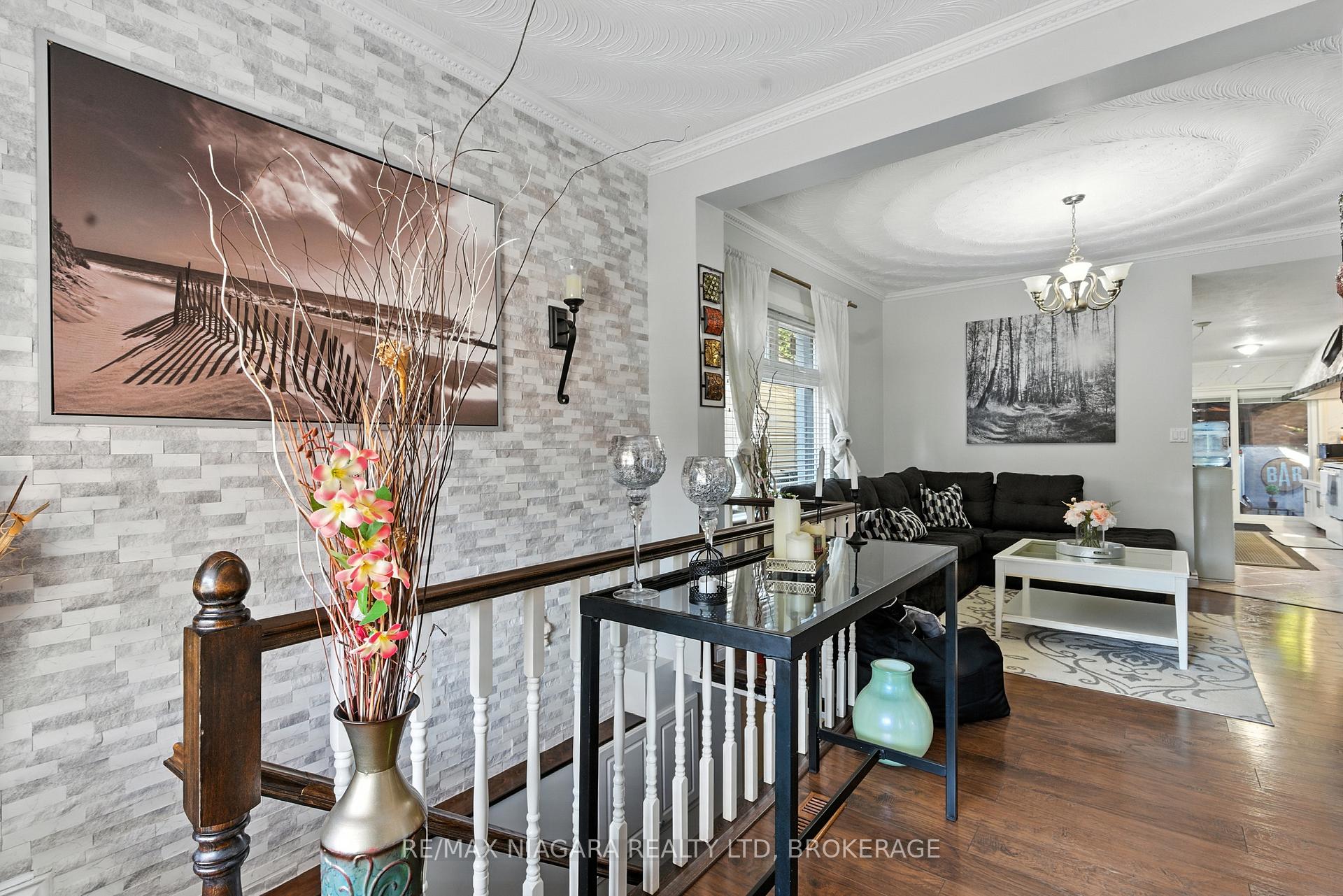 Photo 6 of 107 Beechwood Avenue, Hamilton, Stipley — HOMEH