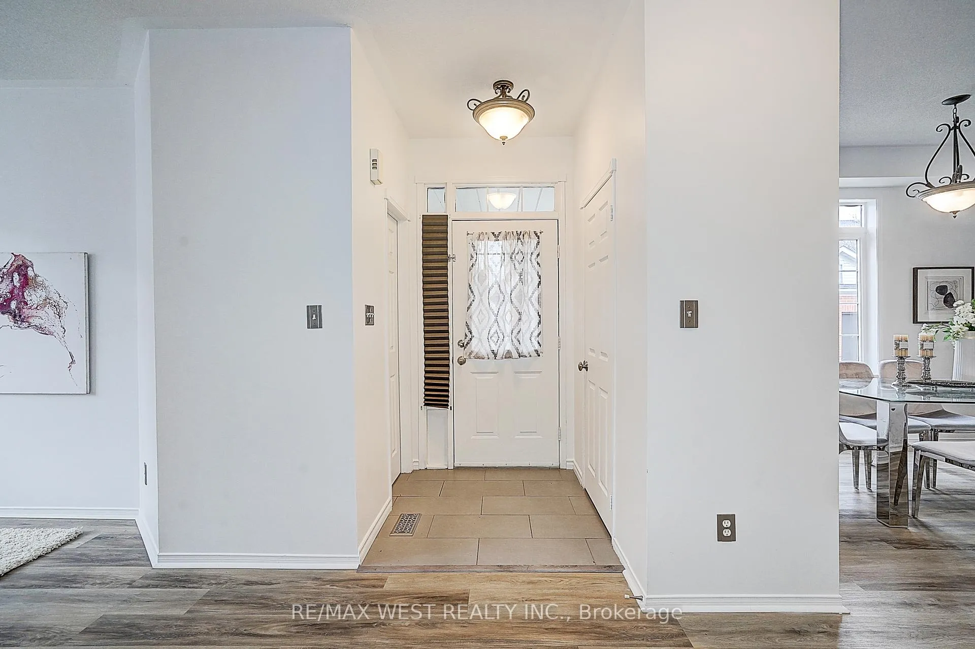 Photo 6 of 11 Dancer's Drive, Markham, Angus Glen — HOMEH