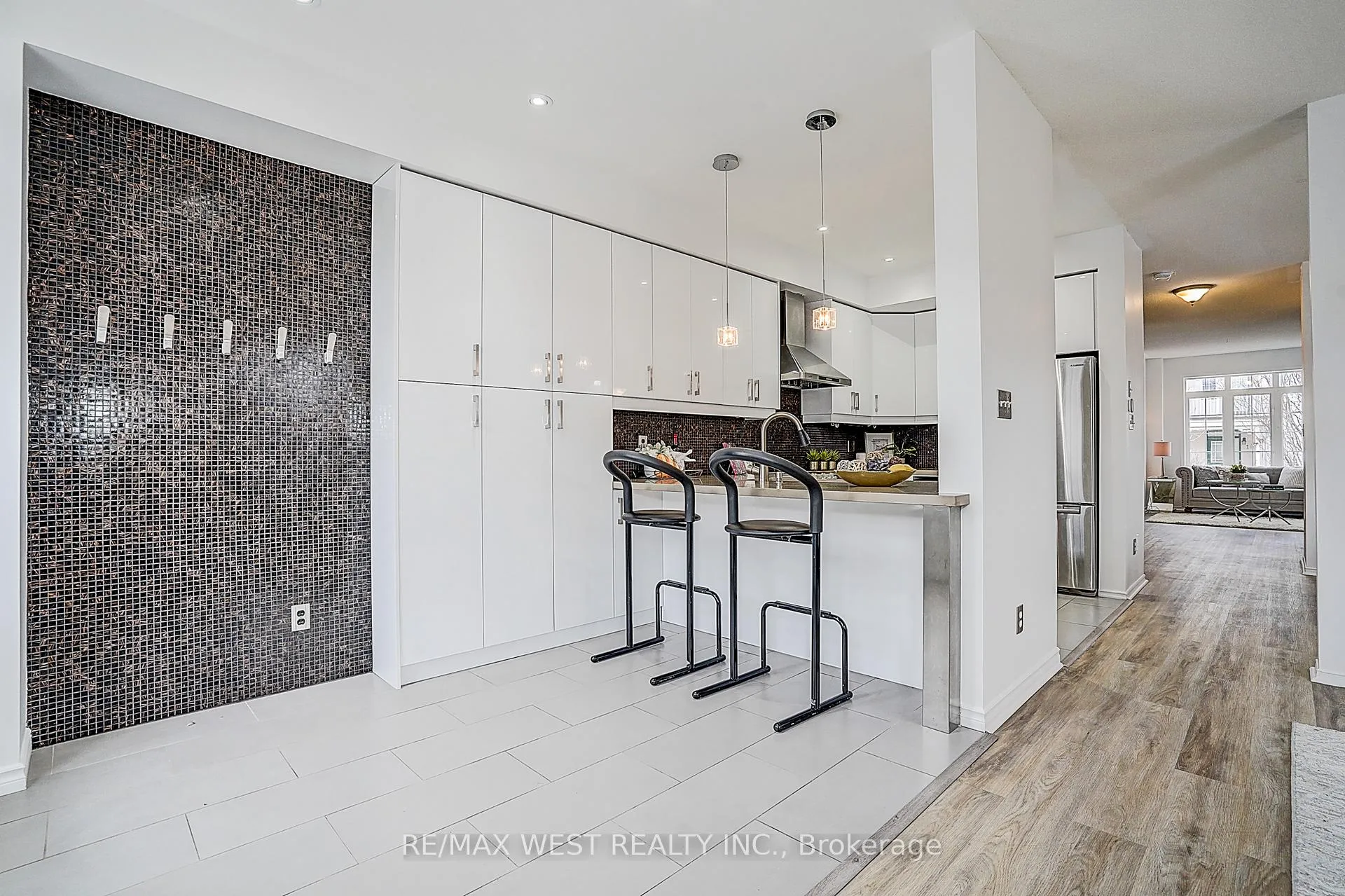 Photo 28 of 11 Dancer's Drive, Markham, Angus Glen — HOMEH