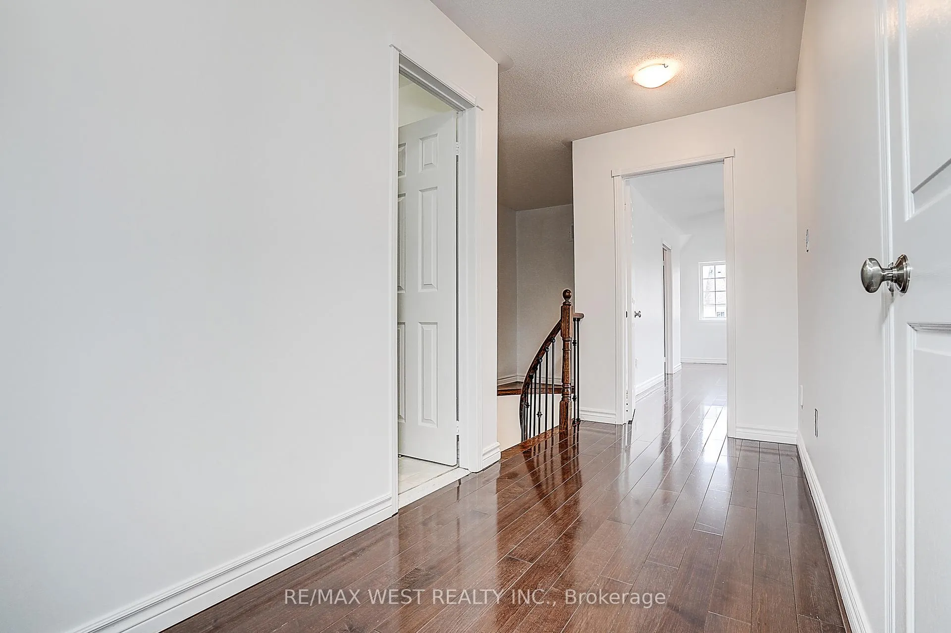 Photo 32 of 11 Dancer's Drive, Markham, Angus Glen — HOMEH