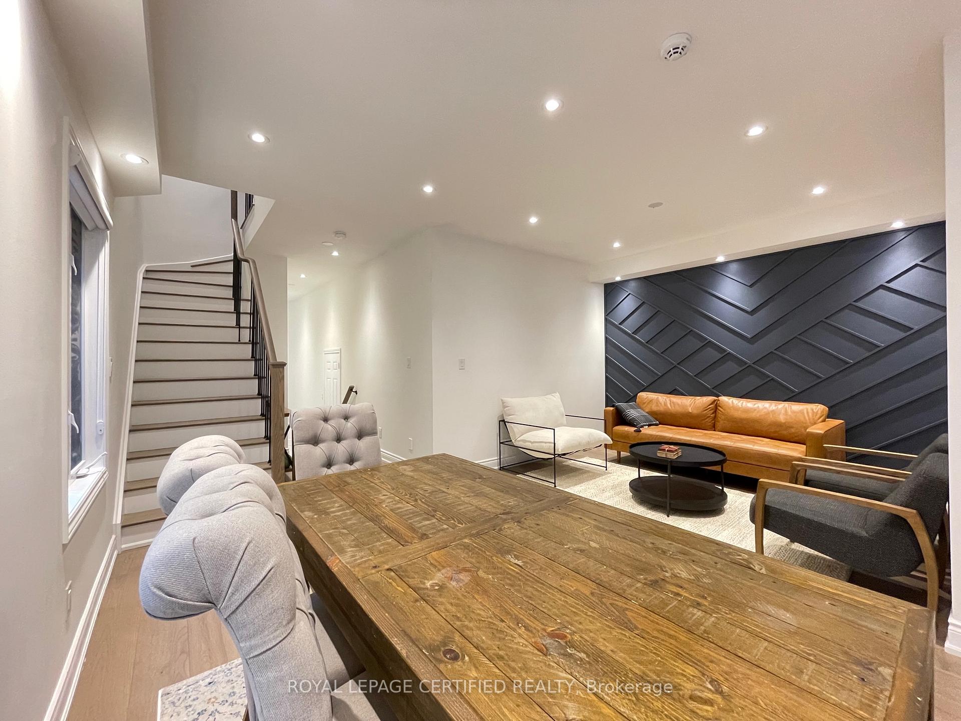 Photo 8 of Unit Upper, 1263 Sim Place, Milton, Beaty — HOMEH