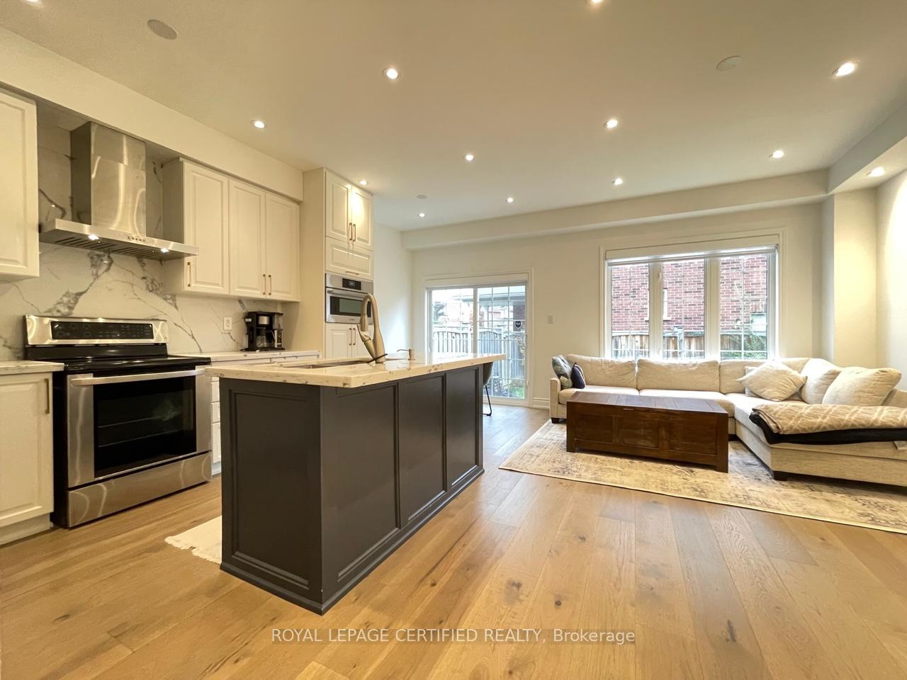 Photo 17 of Unit Upper, 1263 Sim Place, Milton, Beaty — HOMEH