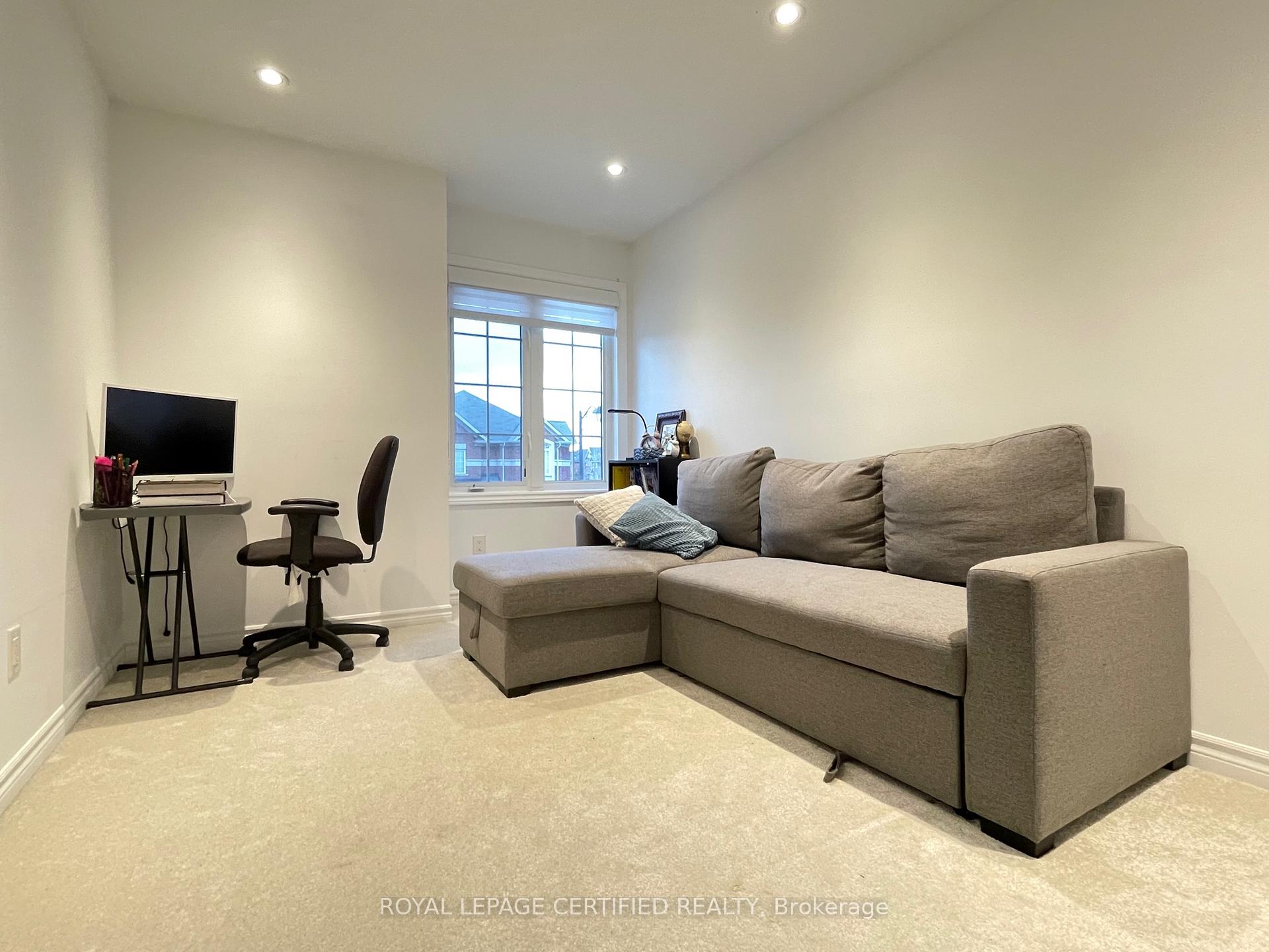 Photo 26 of Unit Upper, 1263 Sim Place, Milton, Beaty — HOMEH