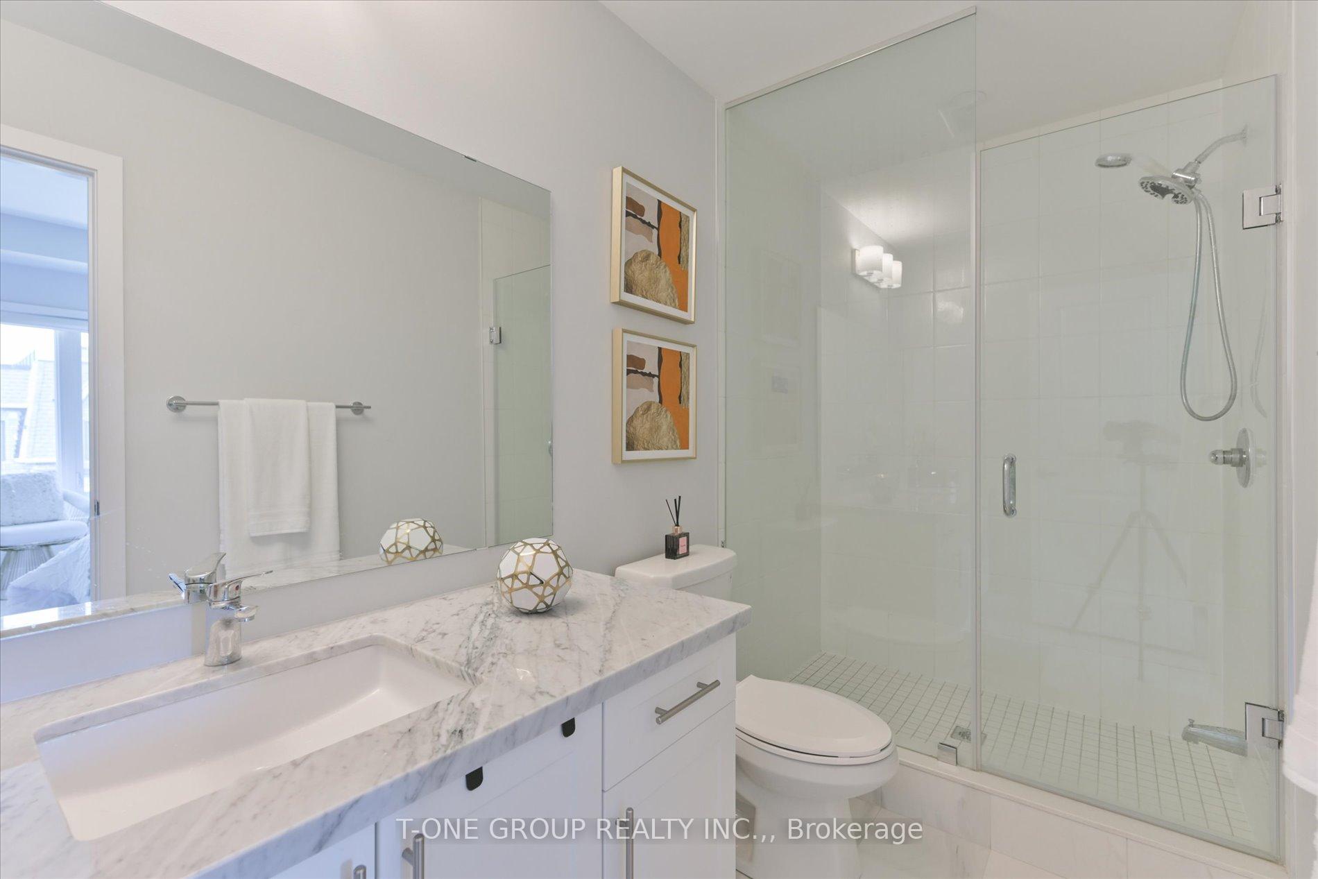 Photo 17 of 29 William Shearn Crescent, Markham, Angus Glen — HOMEH