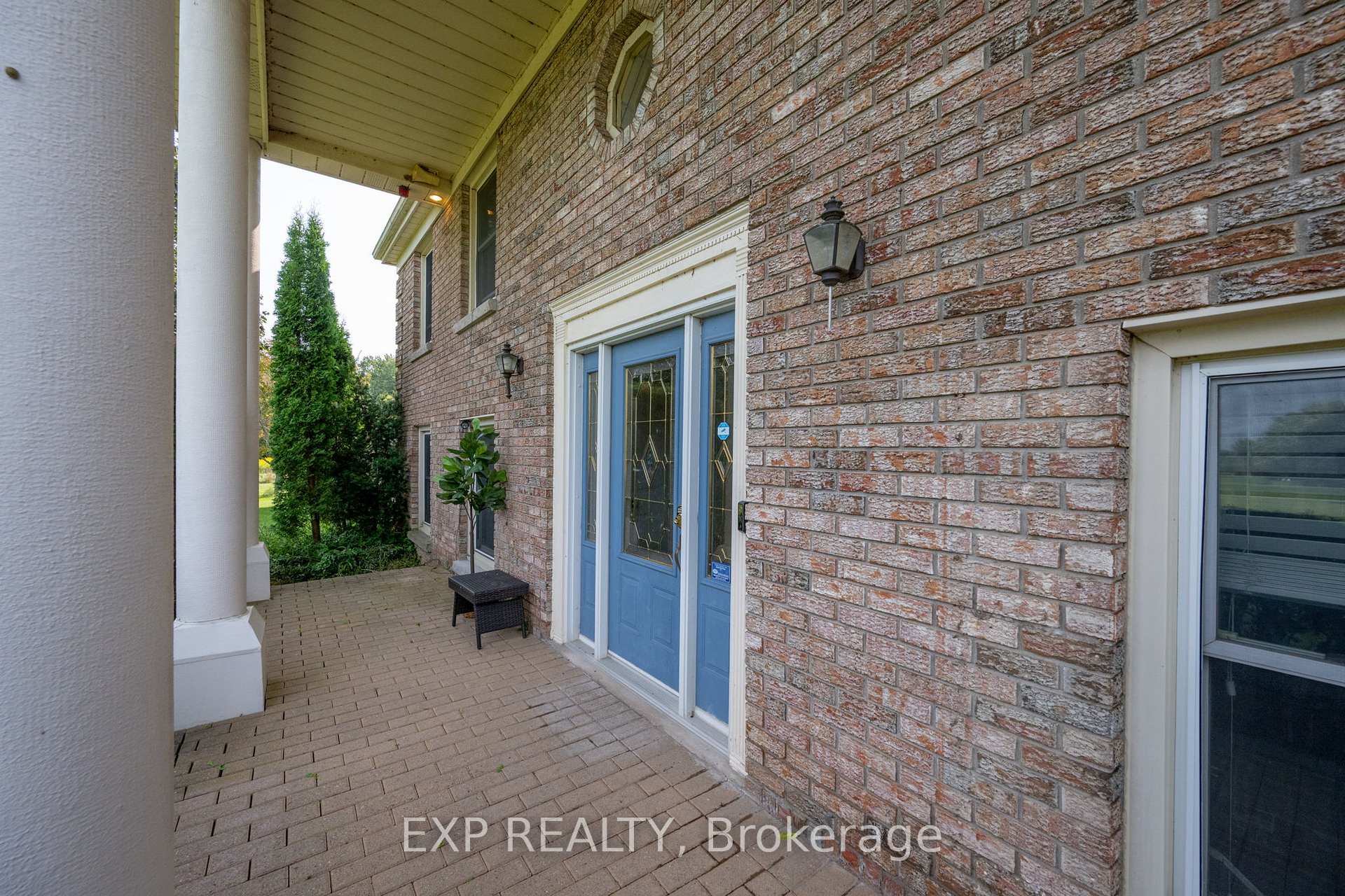 Photo 5 of 8101 Decker Drive, Middlesex Centre, Rural Middlesex Centre — HOMEH