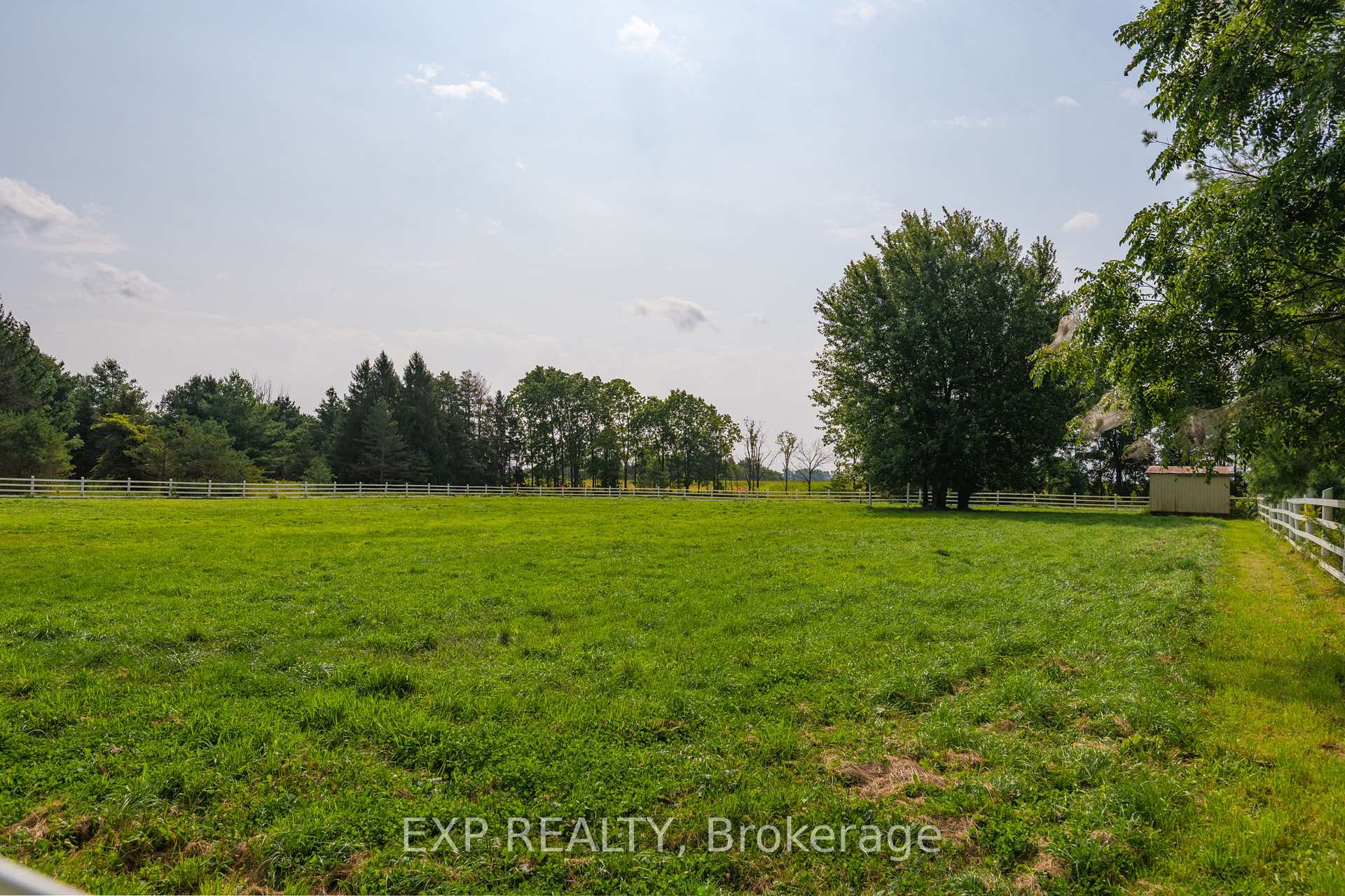 Photo 16 of 8101 Decker Drive, Middlesex Centre, Rural Middlesex Centre — HOMEH