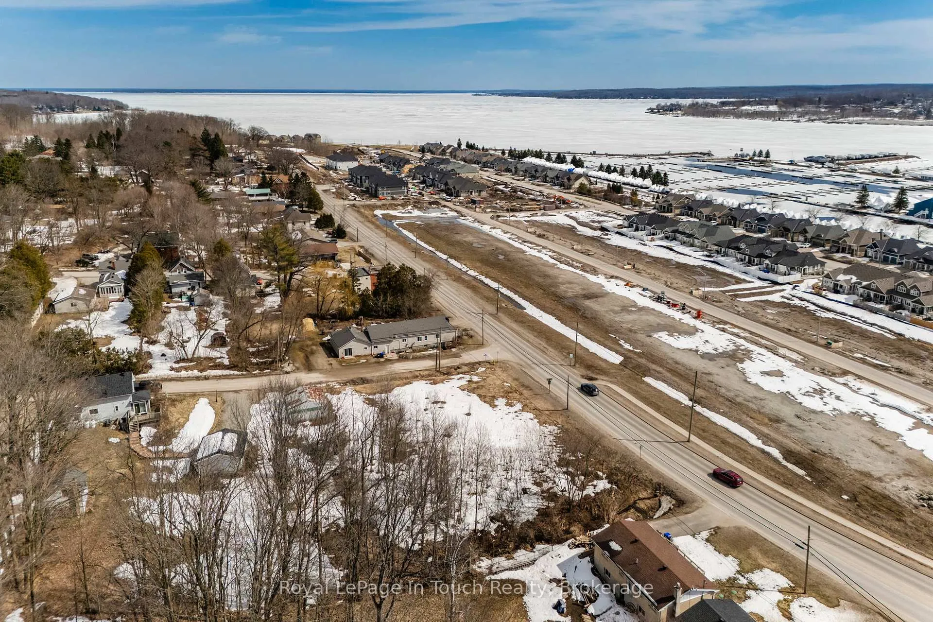 Photo 34 of 204 Gianetto Drive, Midland — HOMEH