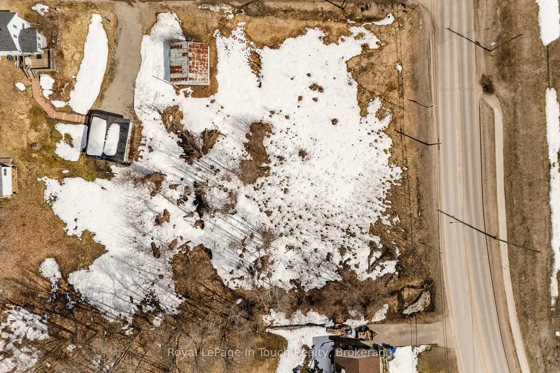 Photo 38 of 204 Gianetto Drive, Midland — HOMEH