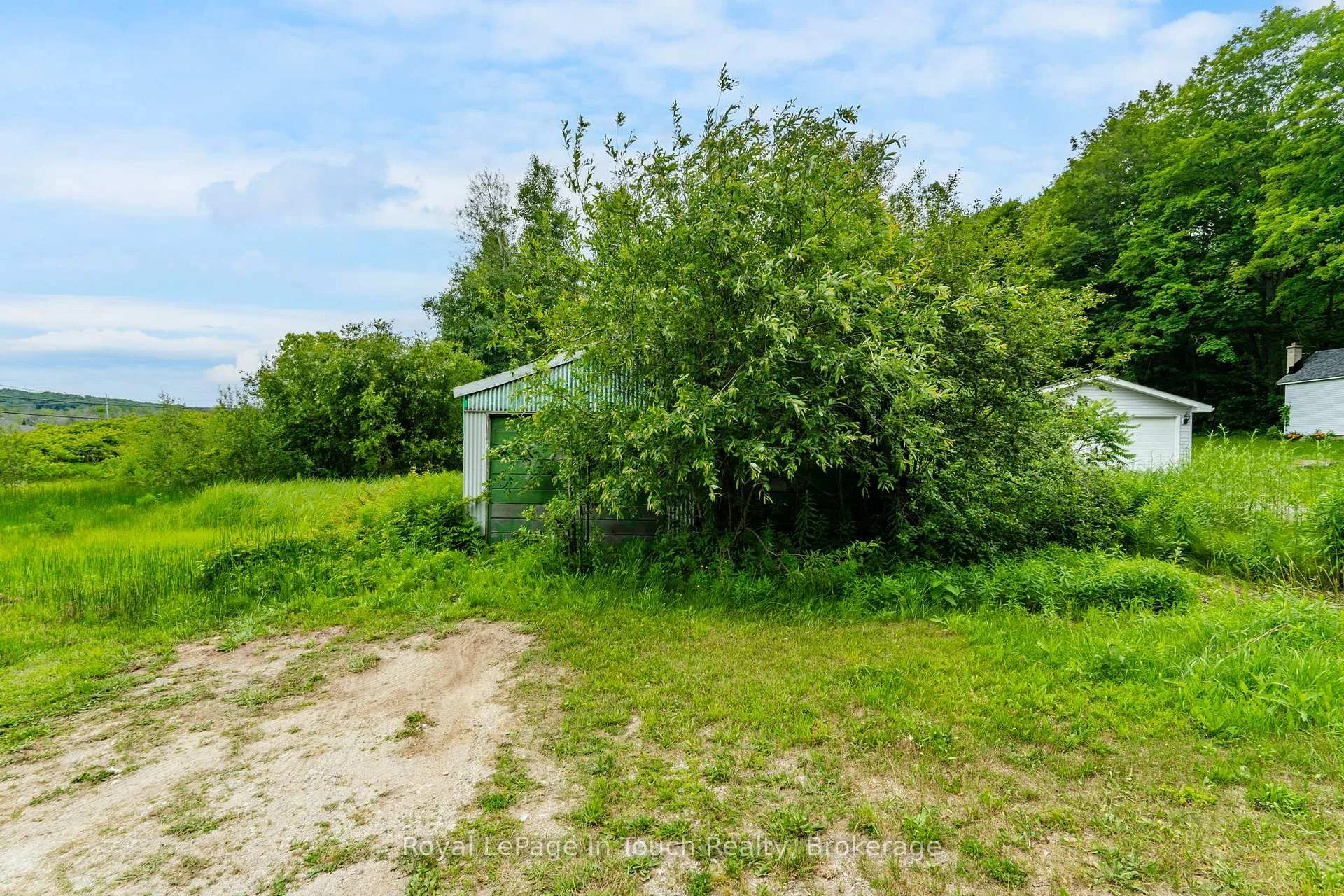 Photo 10 of 204 Gianetto Drive, Midland — HOMEH