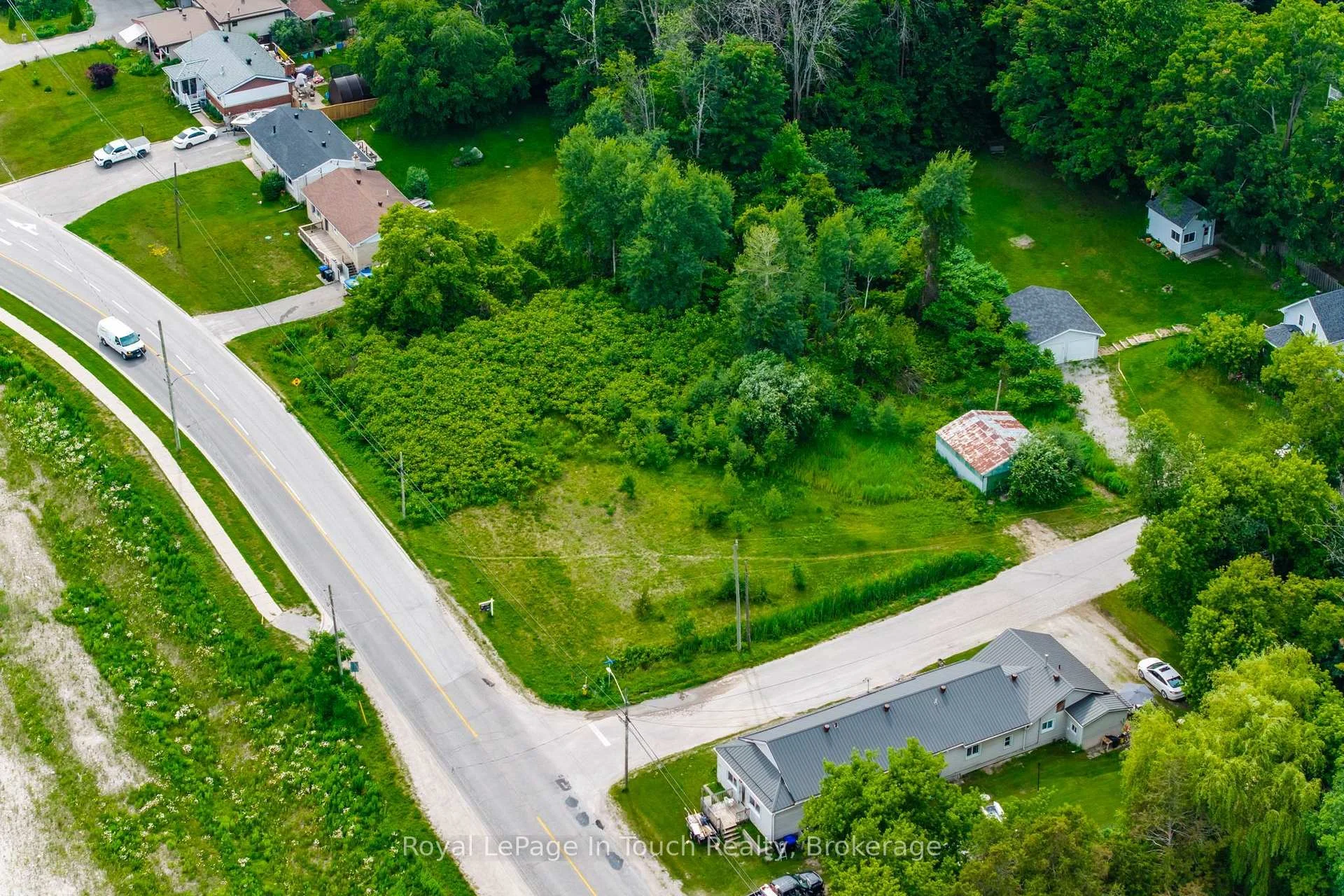 Photo 18 of 204 Gianetto Drive, Midland — HOMEH