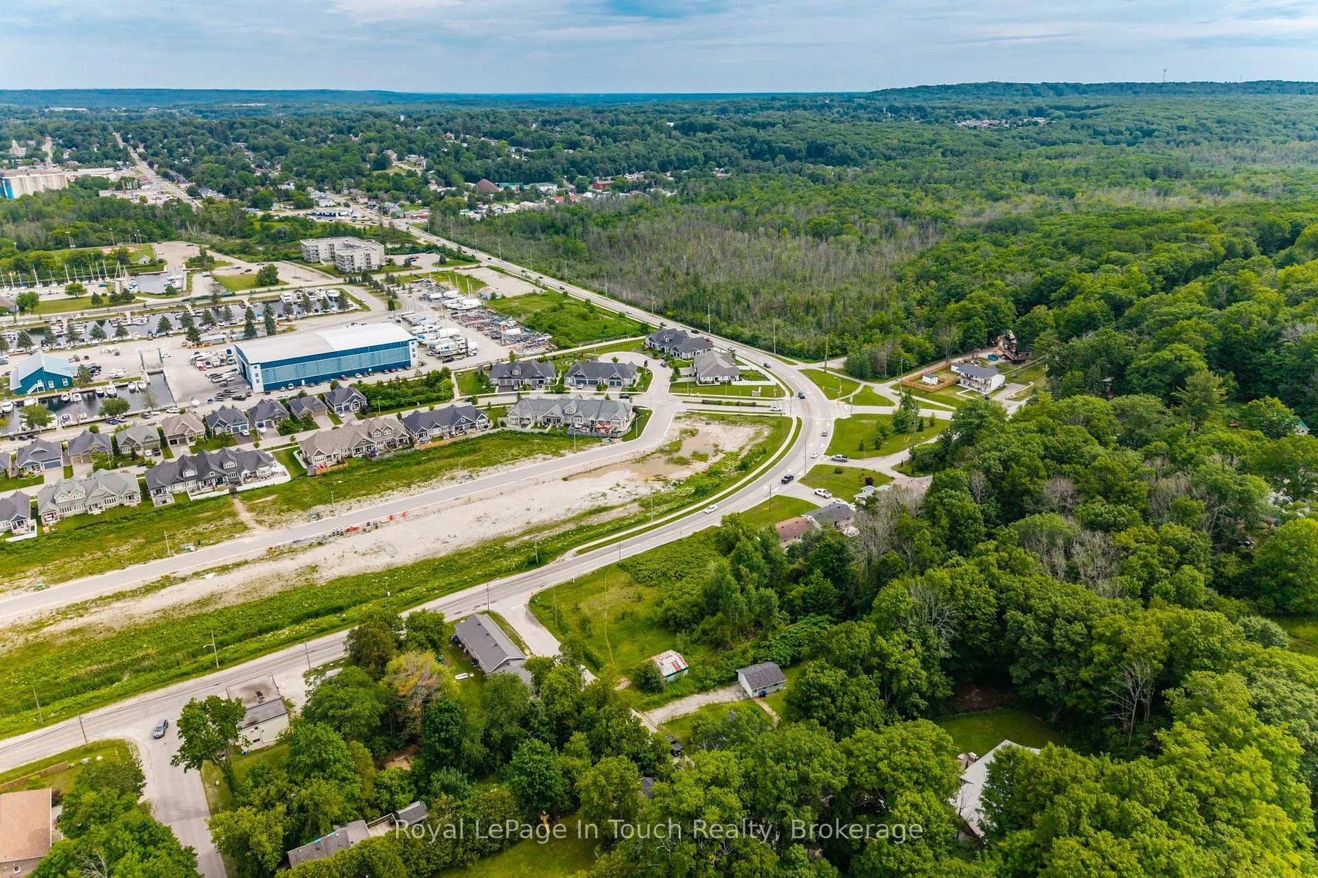 Photo 22 of 204 Gianetto Drive, Midland — HOMEH