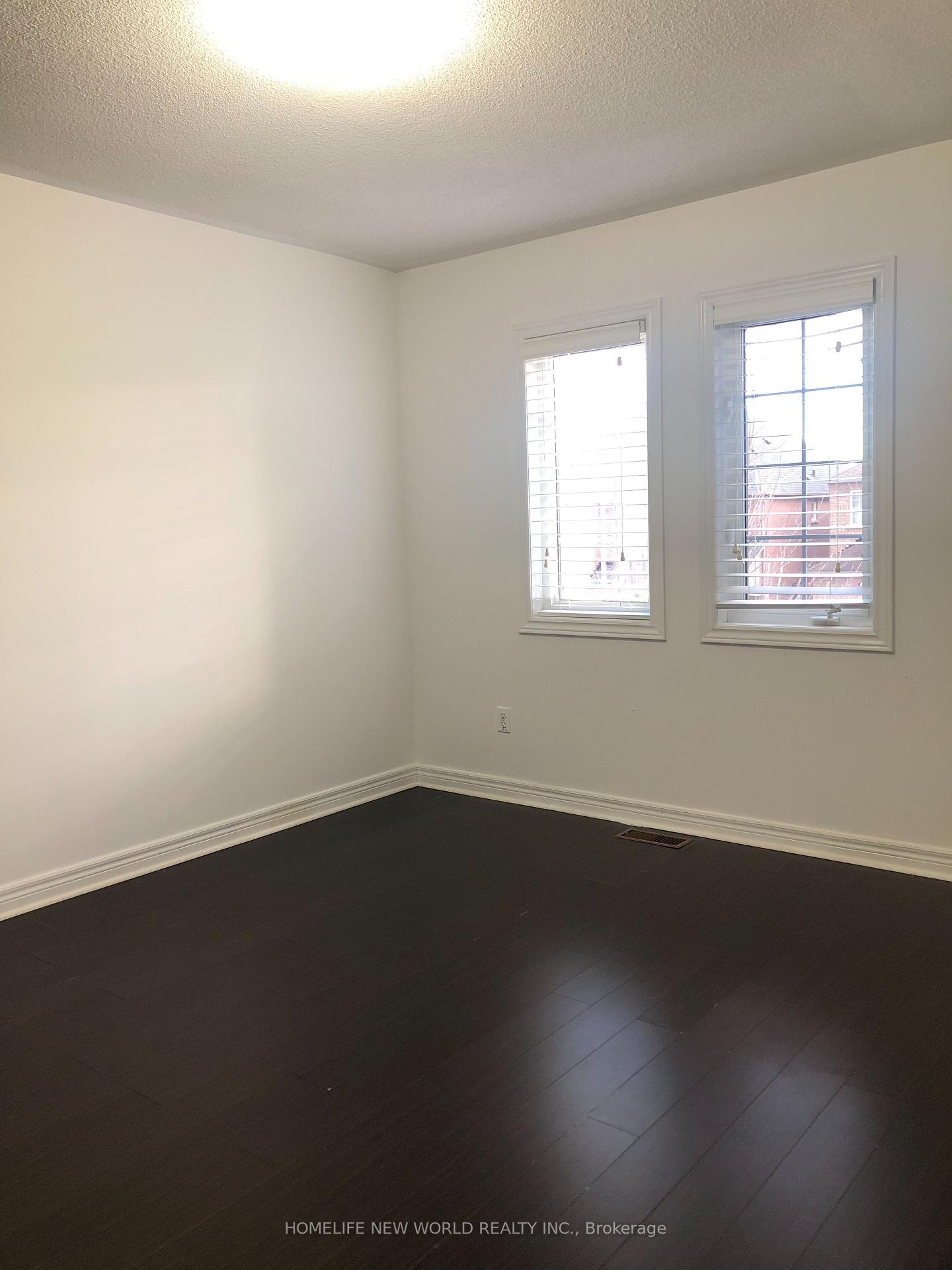 Photo 18 of 6 Neeley Road, Markham, Greensborough — HOMEH
