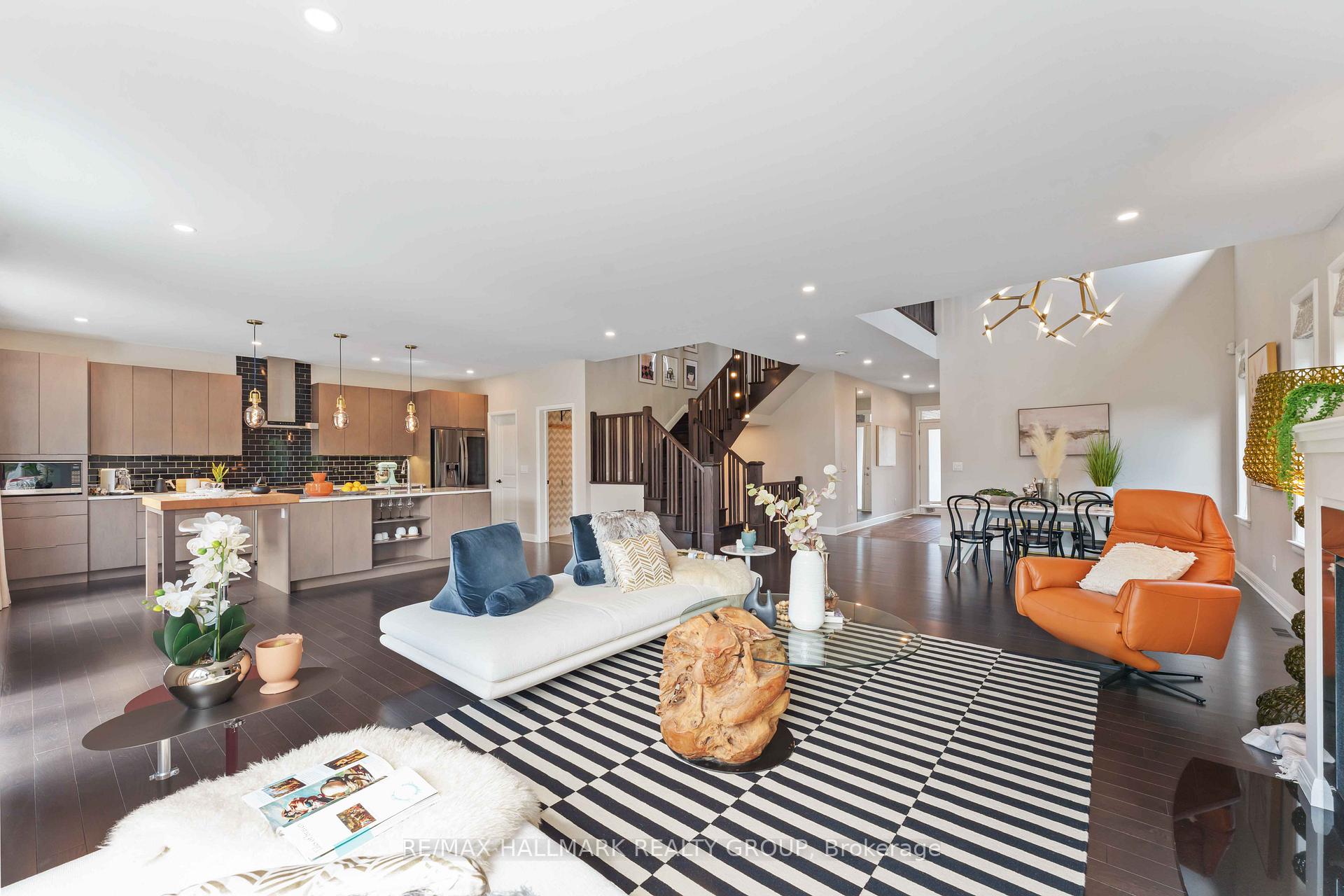 Photo 4 of 155 Escarpment Crescent, Ottawa, Kanata - Kanata Lakes/Heritage Hills — HOMEH