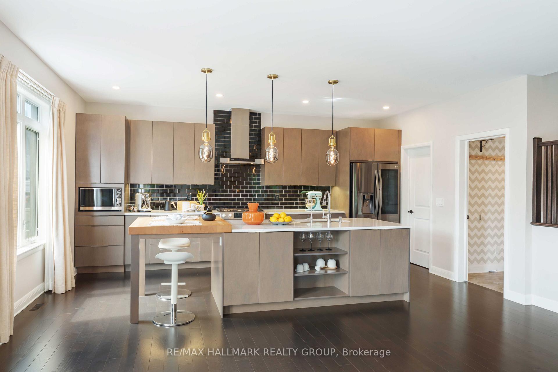 Photo 8 of 155 Escarpment Crescent, Ottawa, Kanata - Kanata Lakes/Heritage Hills — HOMEH