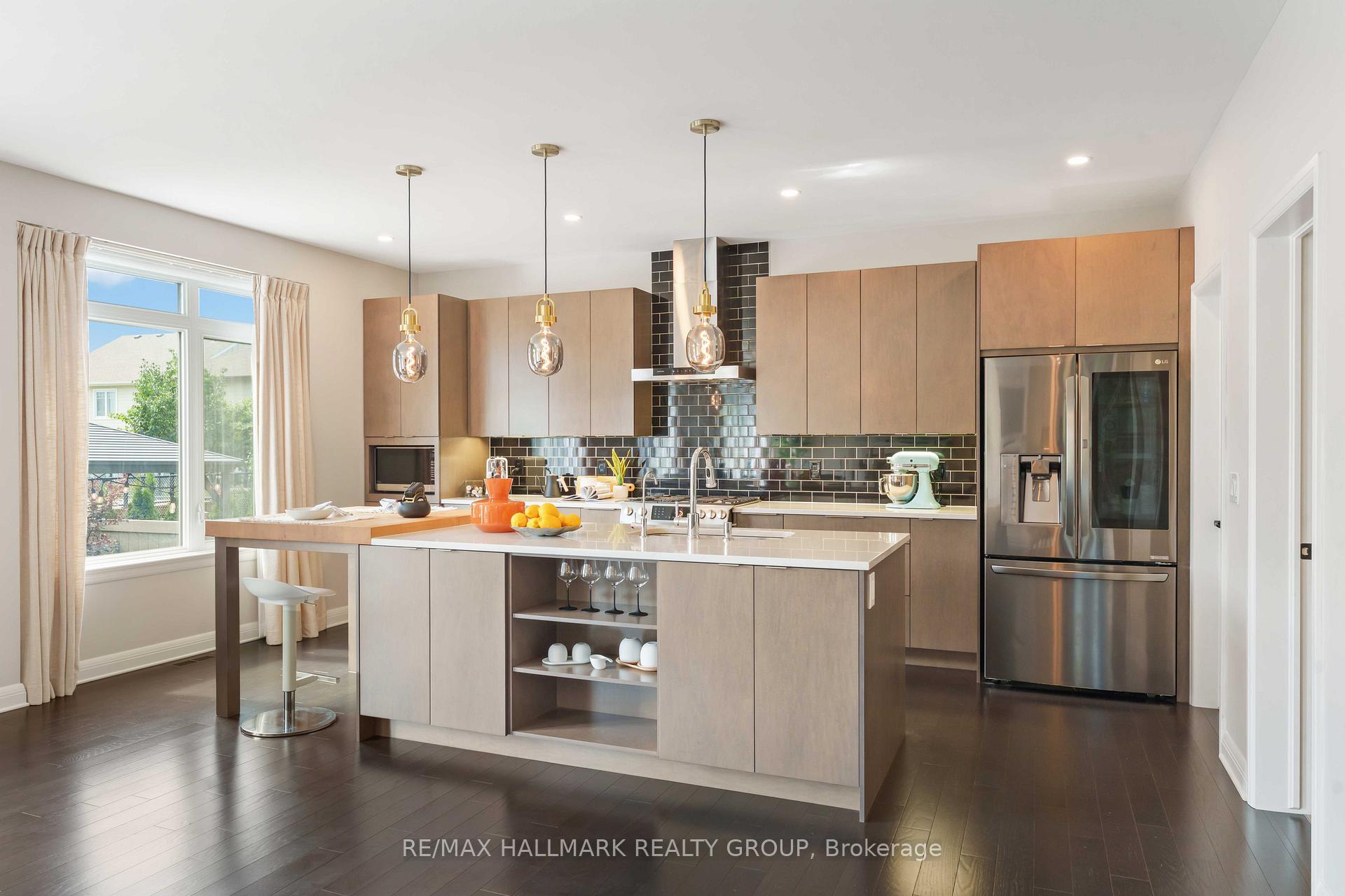 Photo 9 of 155 Escarpment Crescent, Ottawa, Kanata - Kanata Lakes/Heritage Hills — HOMEH