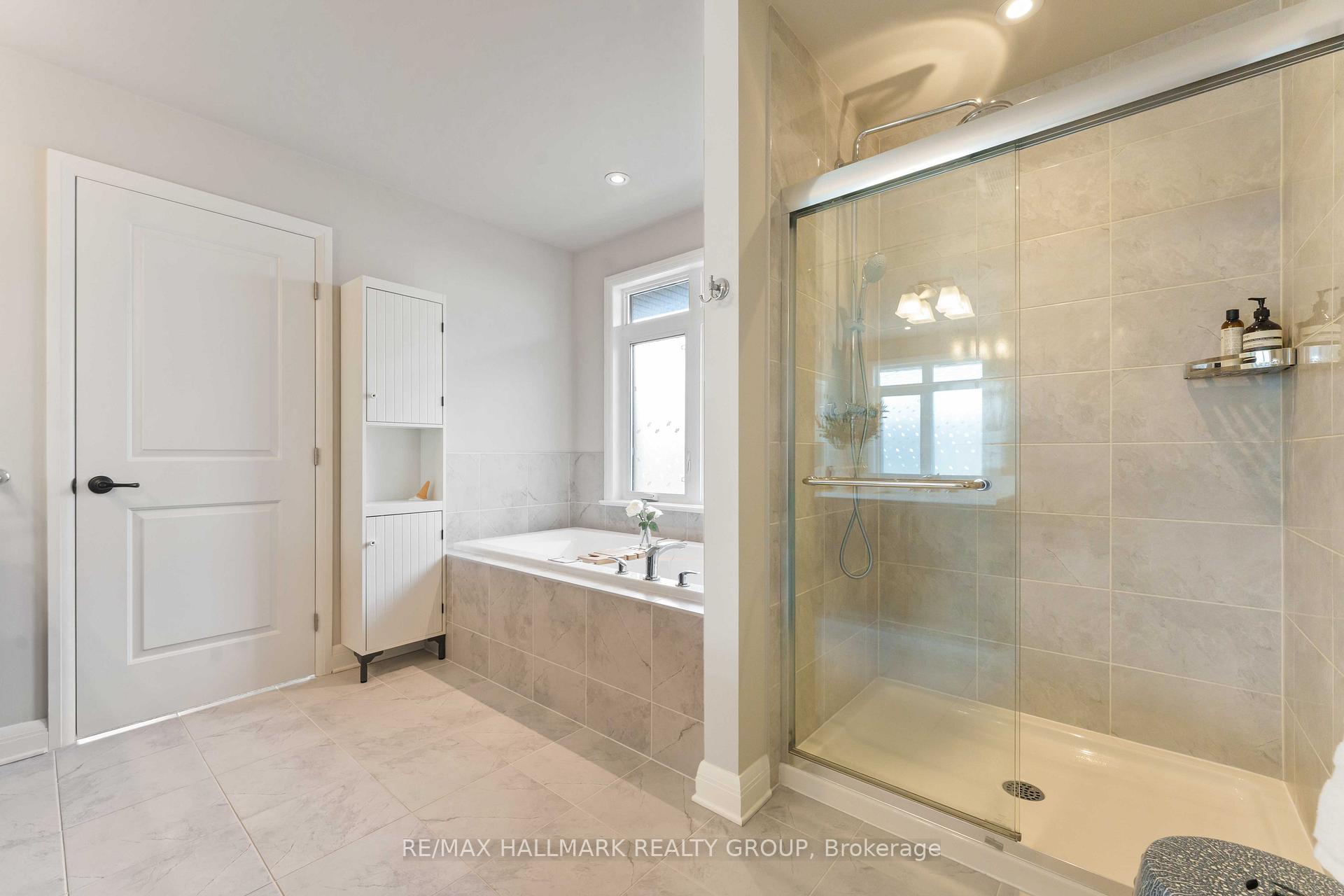 Photo 24 of 155 Escarpment Crescent, Ottawa, Kanata - Kanata Lakes/Heritage Hills — HOMEH
