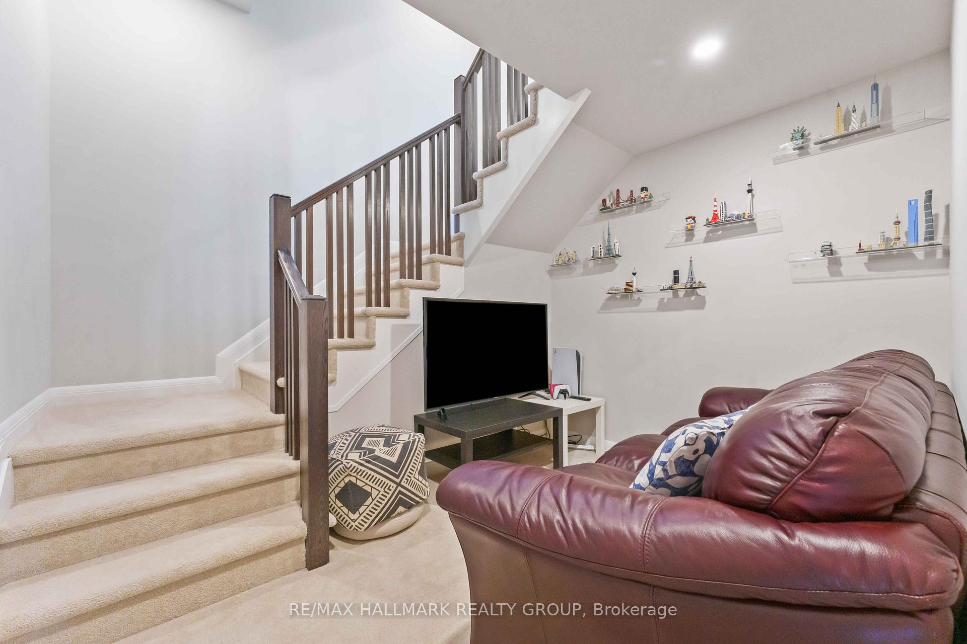 Photo 29 of 155 Escarpment Crescent, Ottawa, Kanata - Kanata Lakes/Heritage Hills — HOMEH