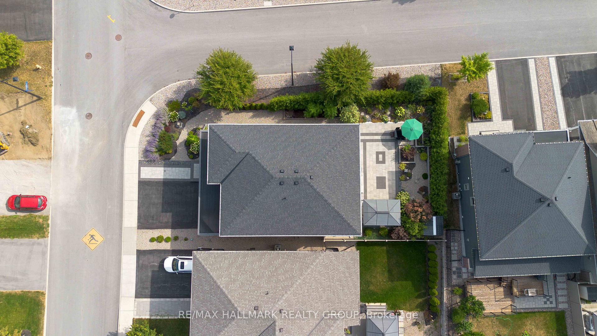 Photo 39 of 155 Escarpment Crescent, Ottawa, Kanata - Kanata Lakes/Heritage Hills — HOMEH